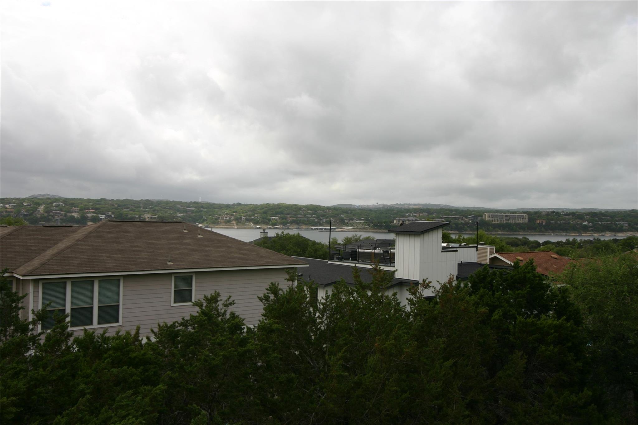 332 Southwind RD, Point Venture, TX 78645 photo 4