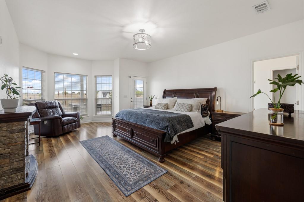 100 Little El Paso RD, Martindale, TX 78655 photo 4