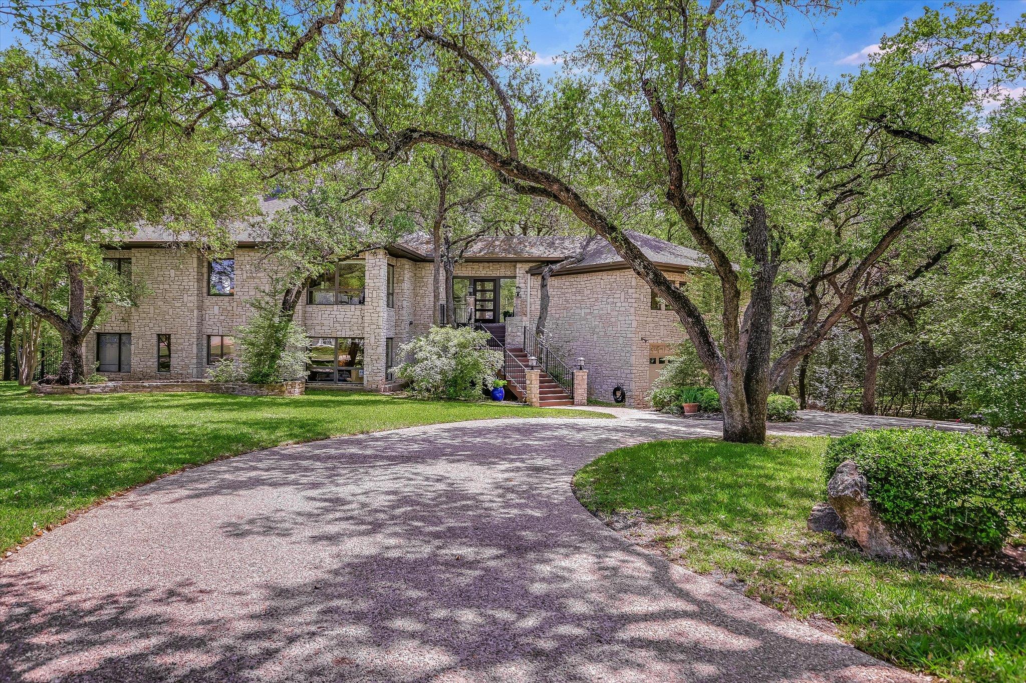 3901 Prentice LN, Austin, TX 78746 photo 3