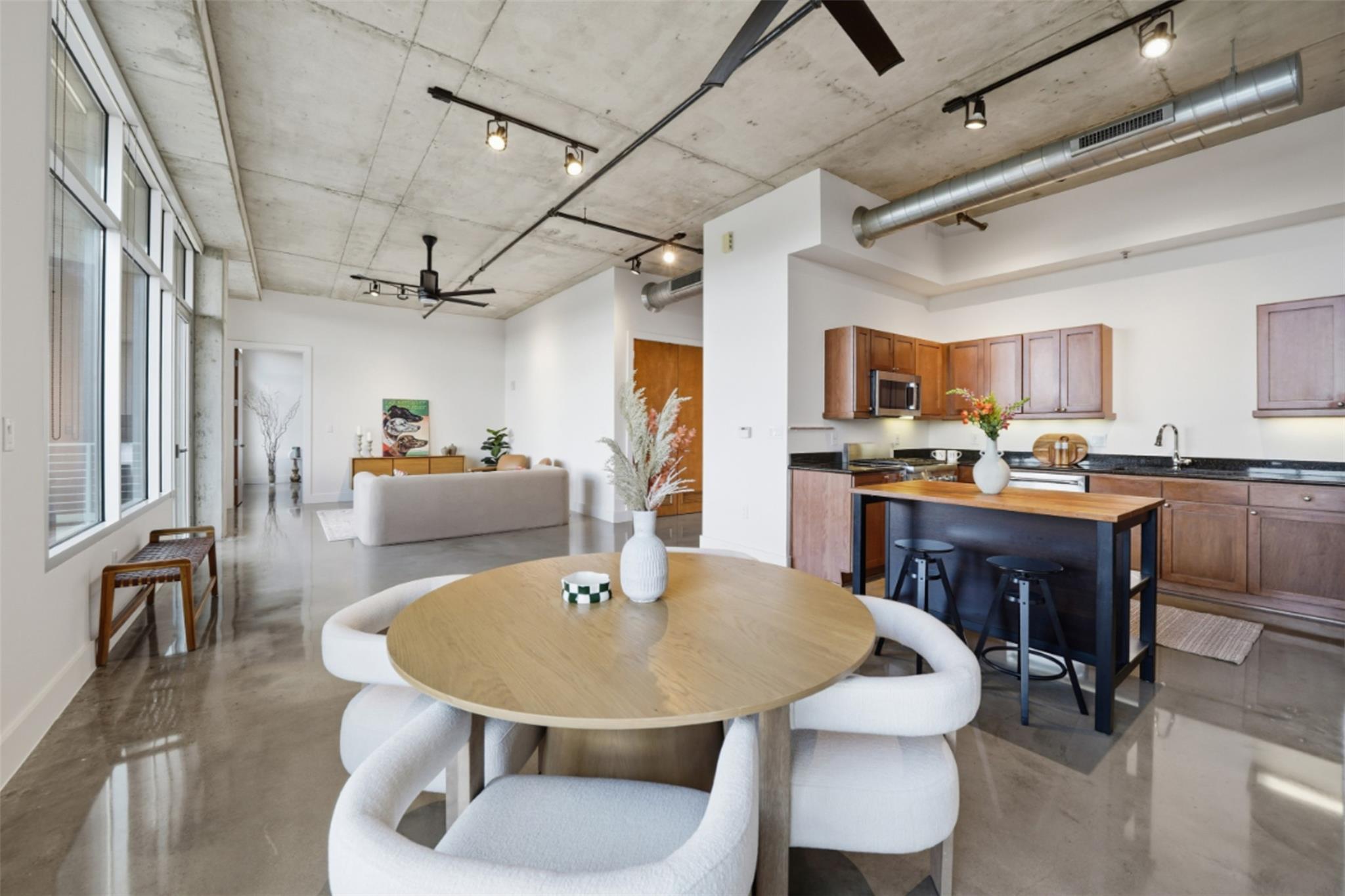 800 5th ST #906, Austin, TX 78703 photo 4