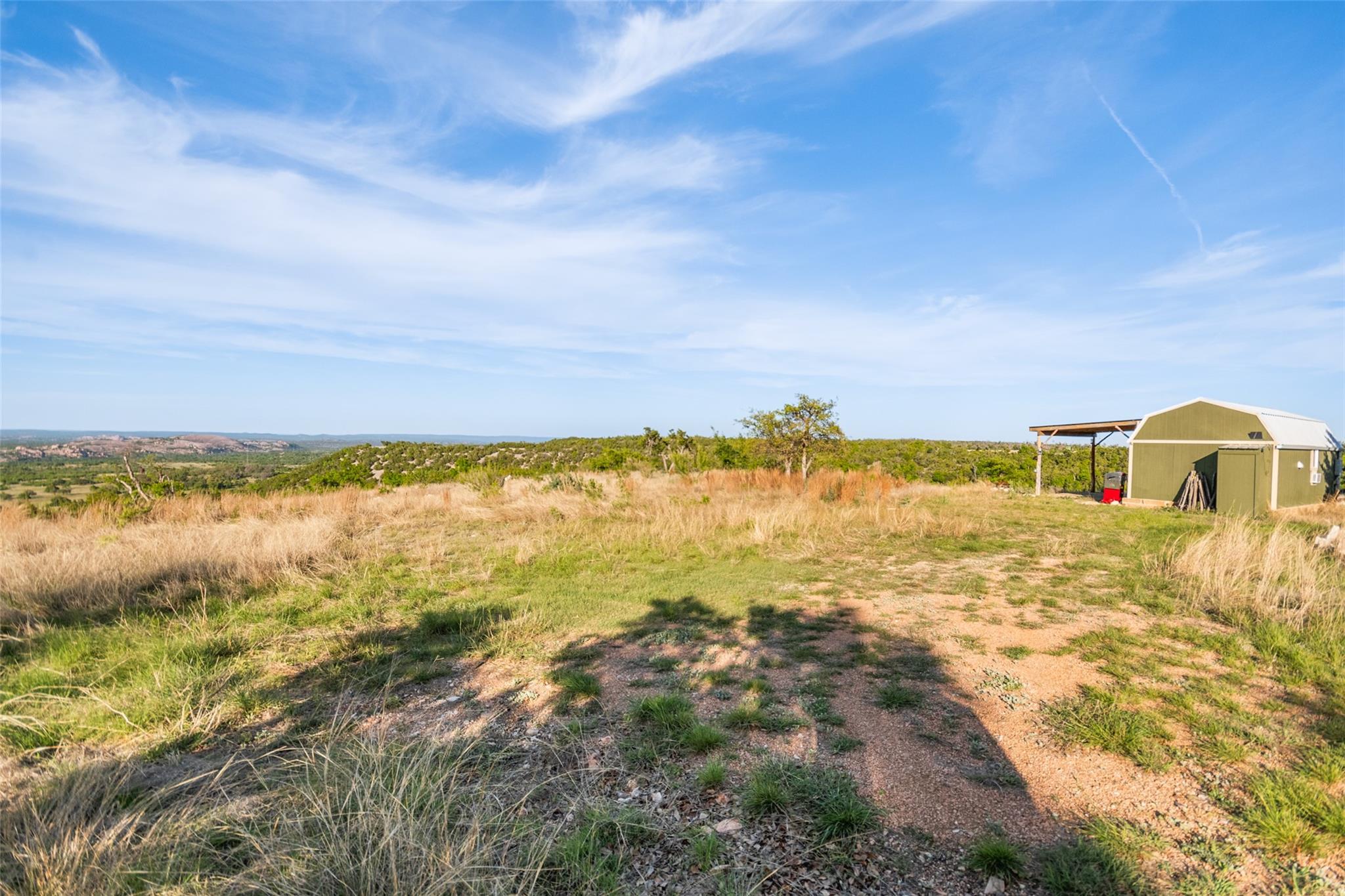 743 Welgehausen RD, Fredericksburg, TX 78624 photo 5