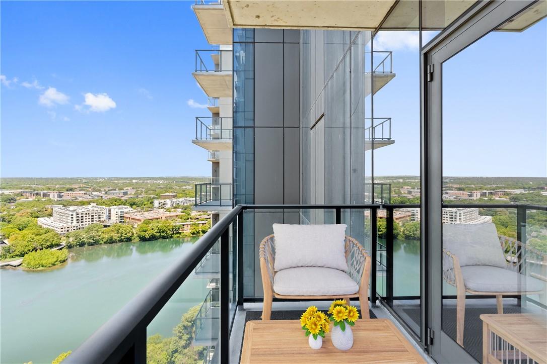 44 East Ave #2011, Austin, TX 78701 photo 5