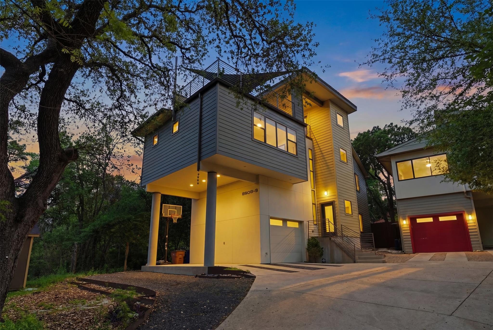 Del Curto Condo