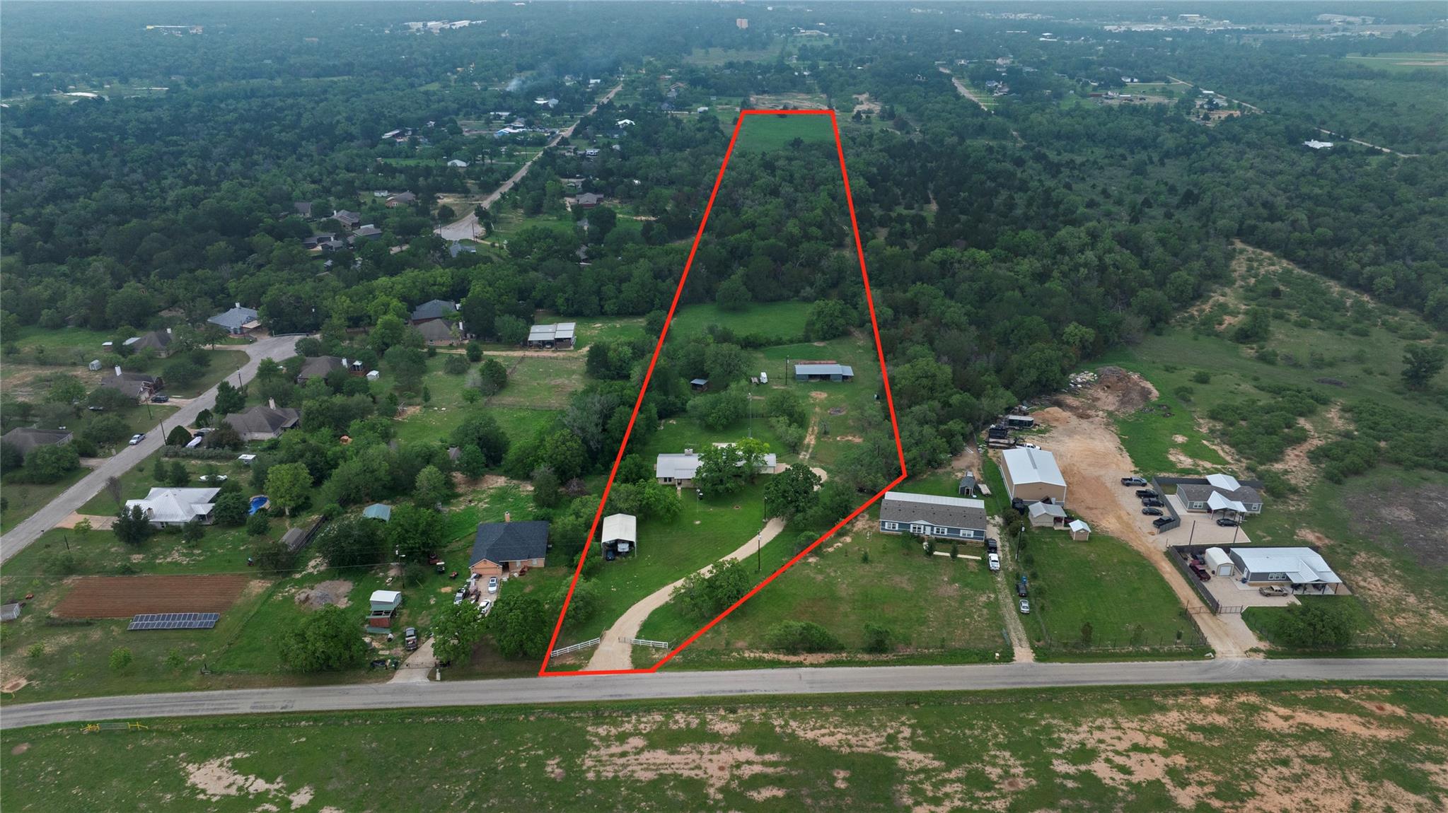 986 Shiloh RD, Bastrop, TX 78602 photo 3