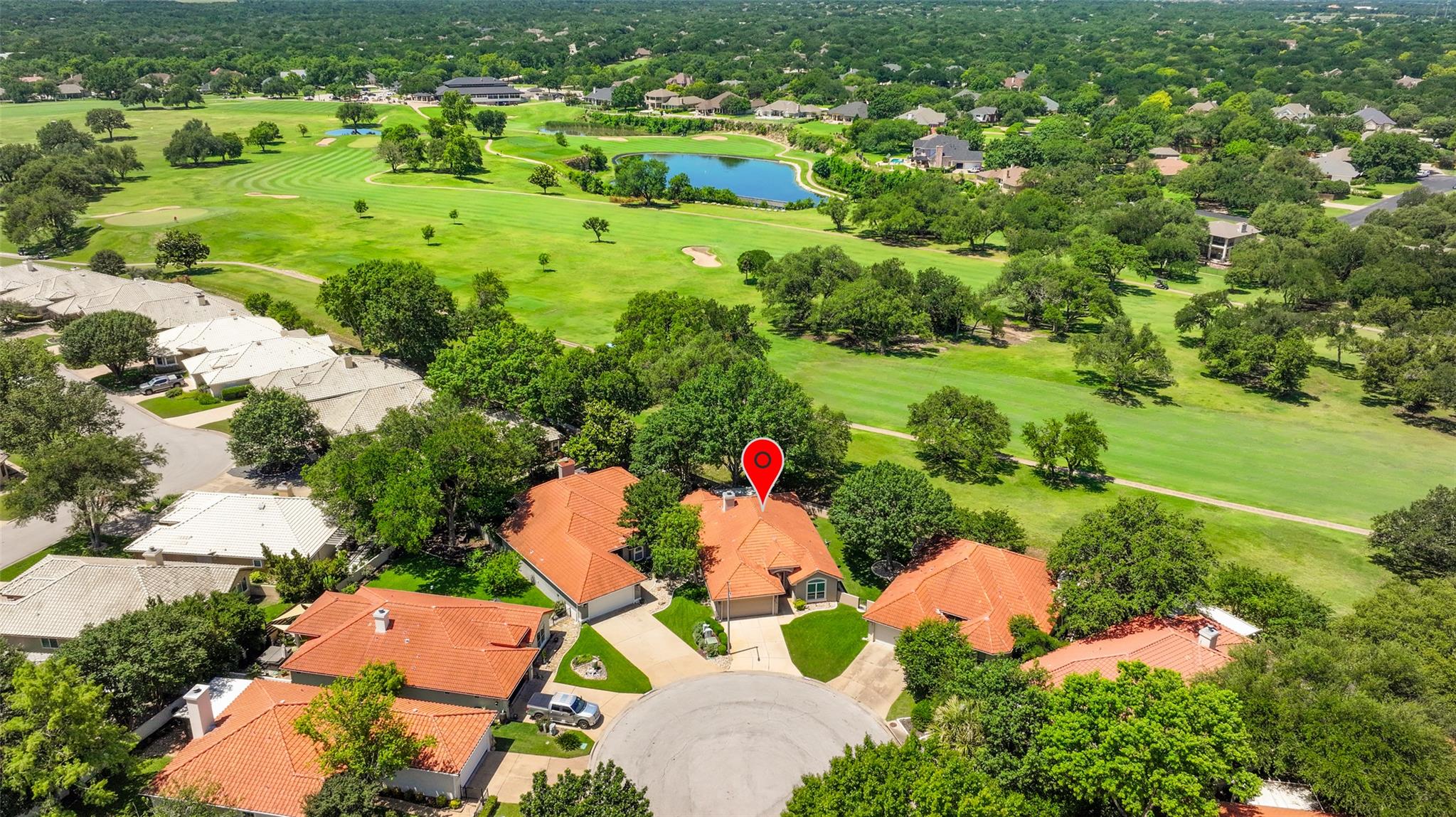 30107 Hamlet CIR, Georgetown, TX 78628 photo 3