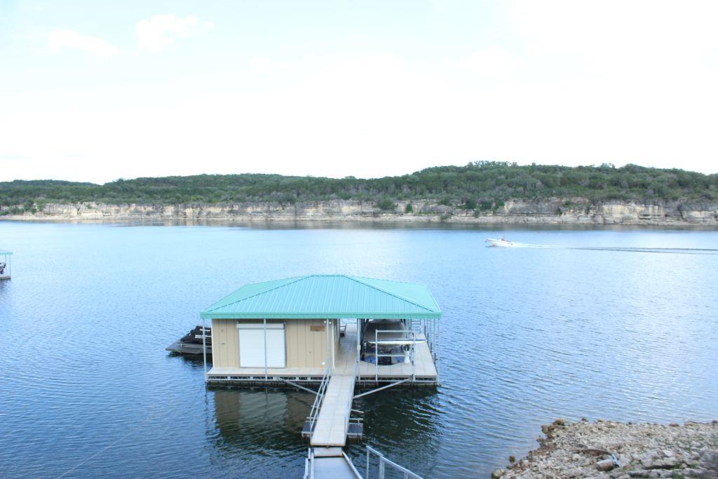 3217 Brasada LN, Marble Falls, TX 78654 photo 2