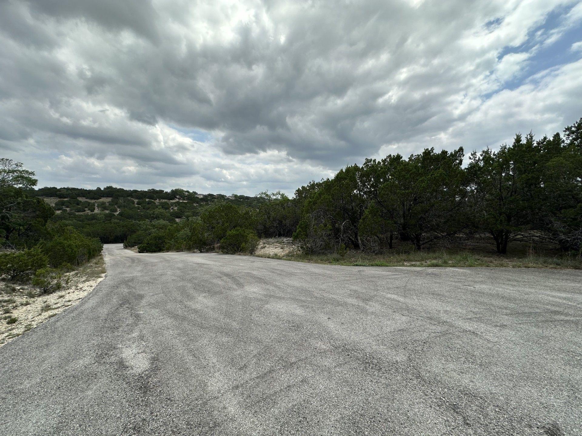 20709 Hayes CV, Lago Vista, TX 78645 photo 2