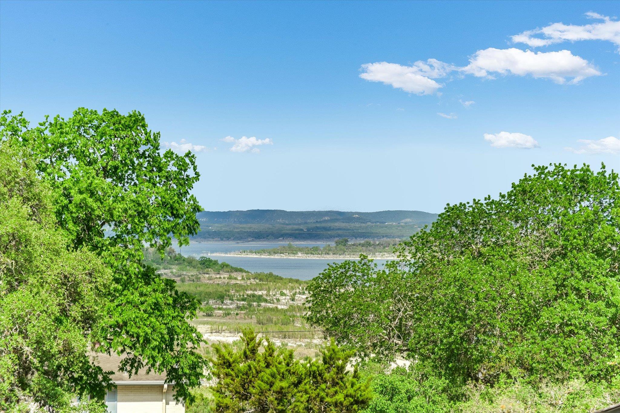 224 Circle HVN, Canyon Lake, TX 78133 photo 2