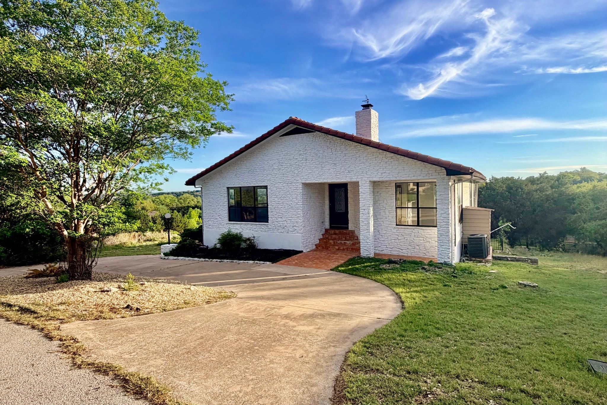 20201 BYRD Ave, Lago Vista, TX 78645 photo 3