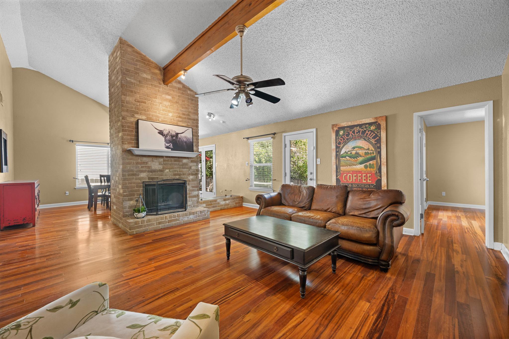 5810 Secrest DR, Austin, TX 78759 photo 5