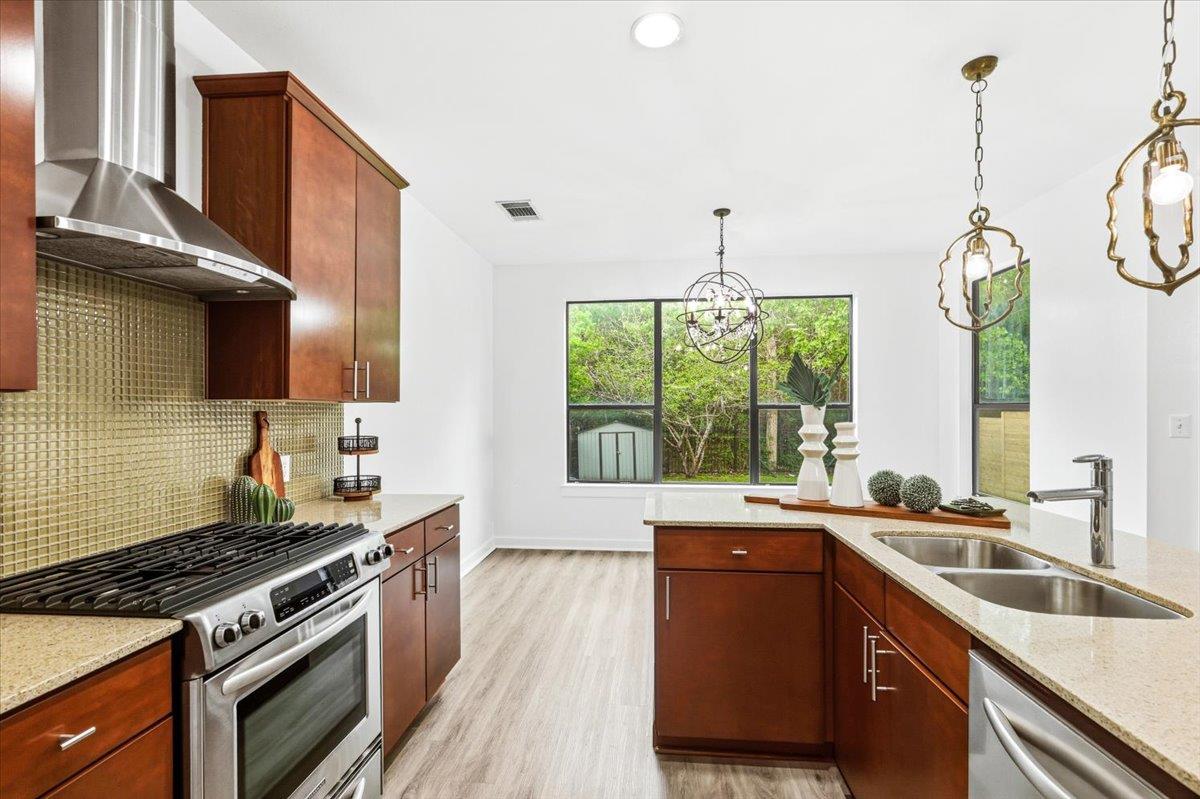2815 Corbin LN, Austin, TX 78704 photo 4