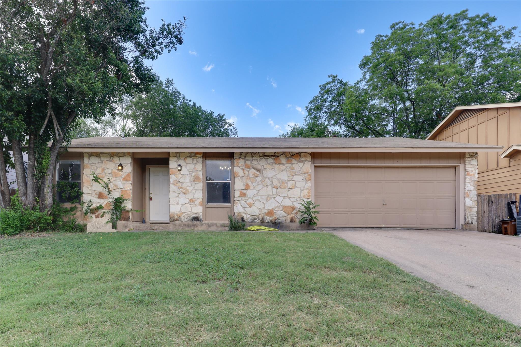 656 Mairo ST, Austin, TX 78748 photo 2