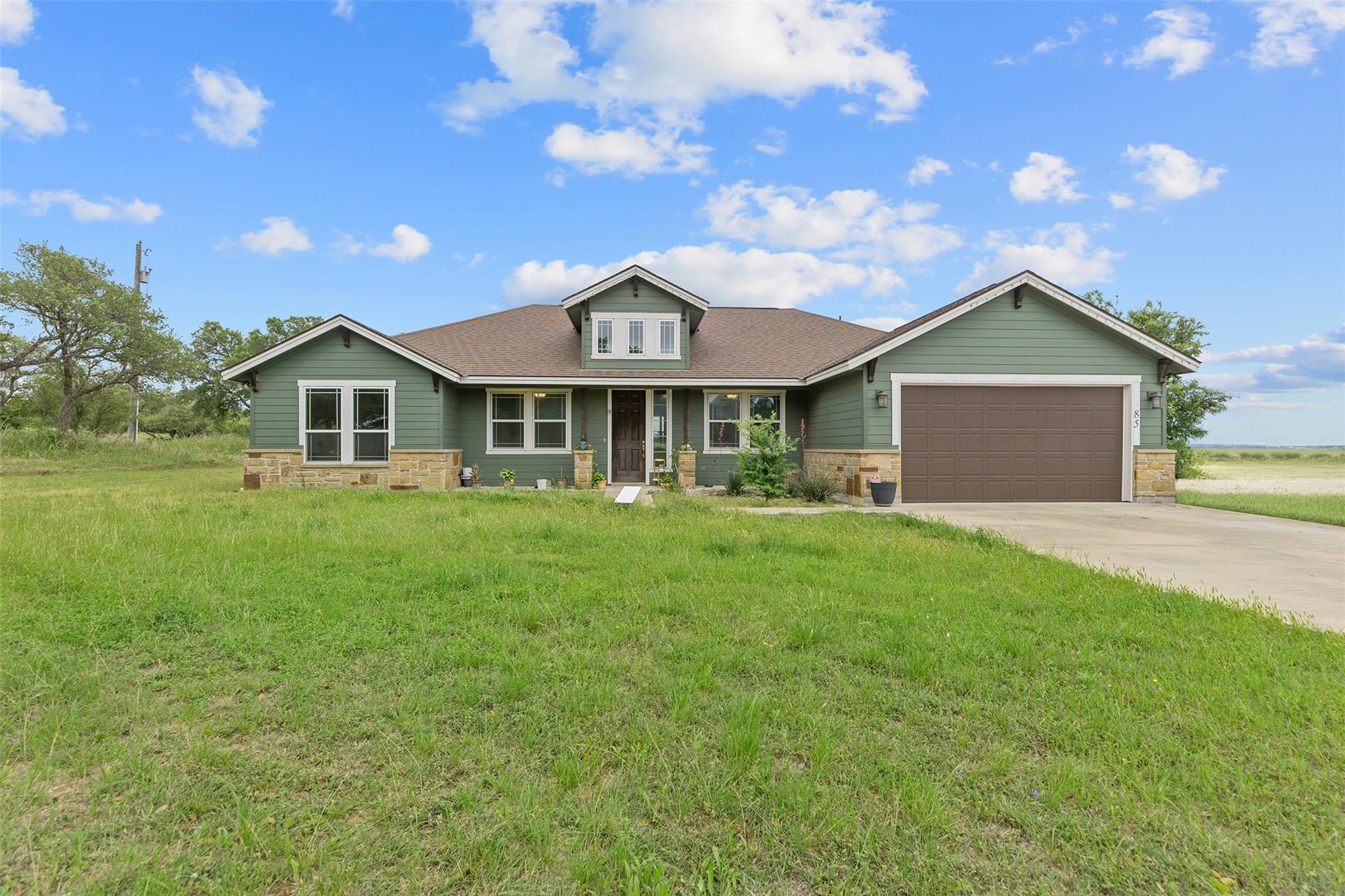 85 County Road 219, Florence, TX 76527 photo 2