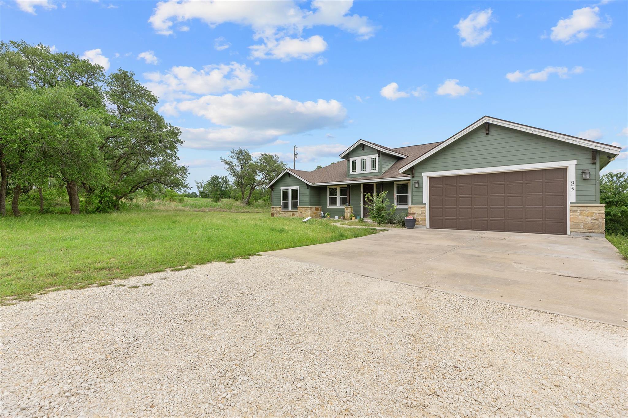 85 County Road 219, Florence, TX 76527 photo 3