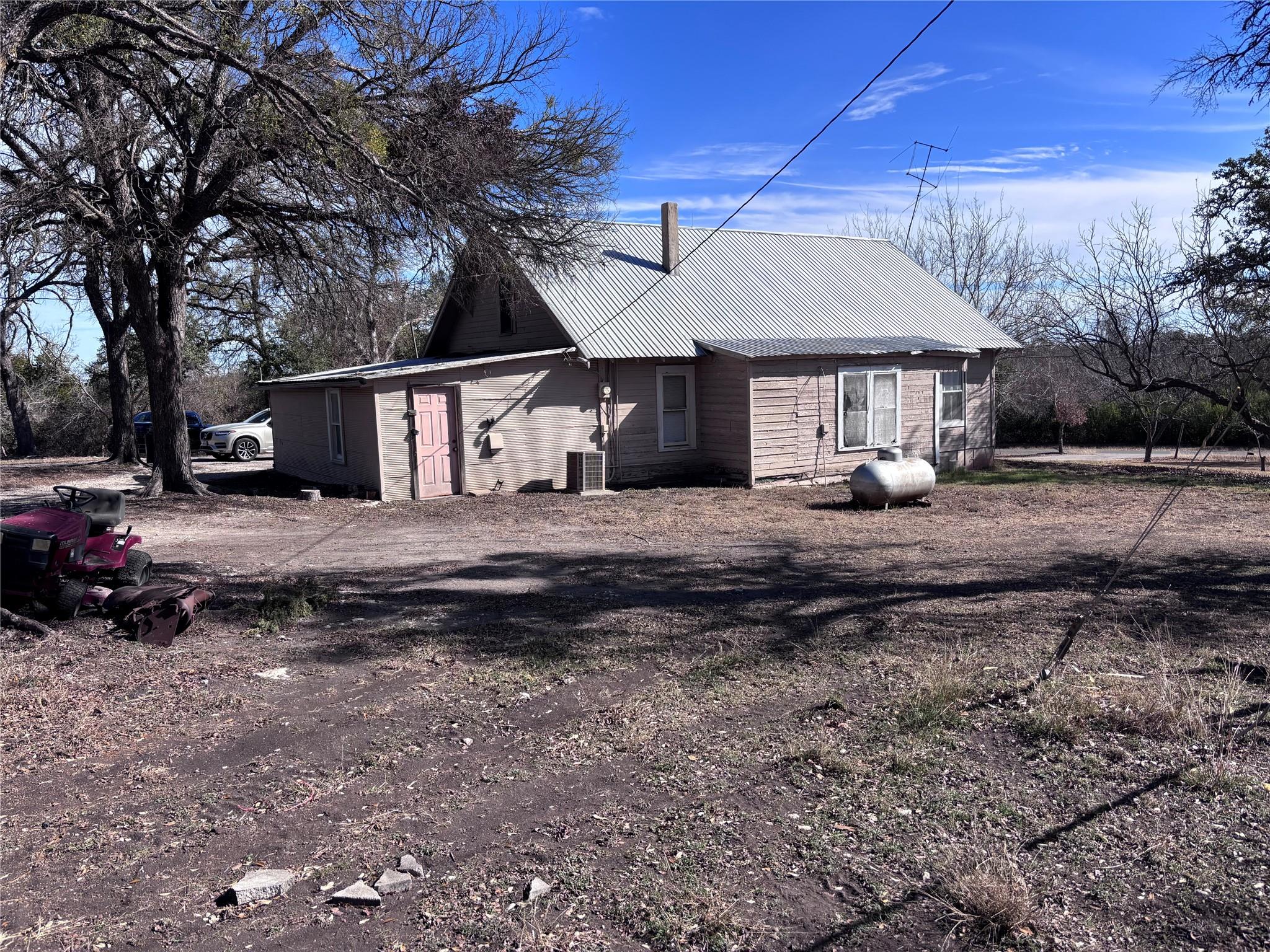 2150 County Road 153, Georgetown, TX 78626 photo 3