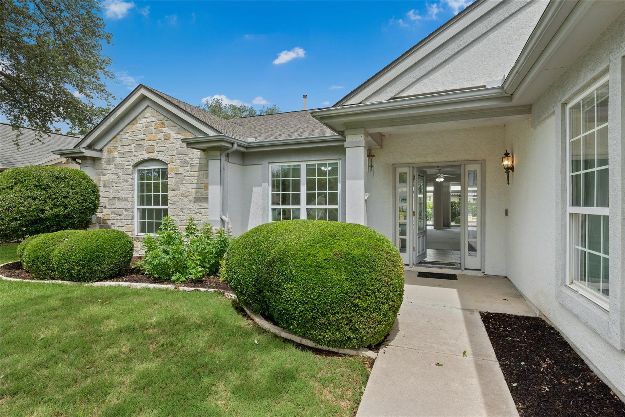 107 San Antonio RD, Georgetown, TX 78633 photo 4