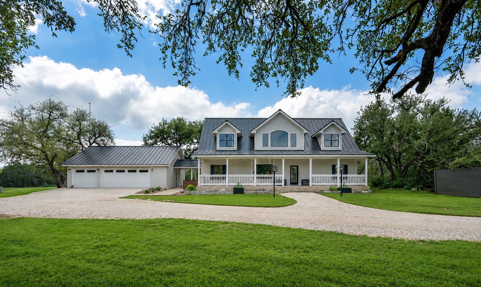 330 Live Oak Hills CT, San Marcos, TX 78666 photo 2