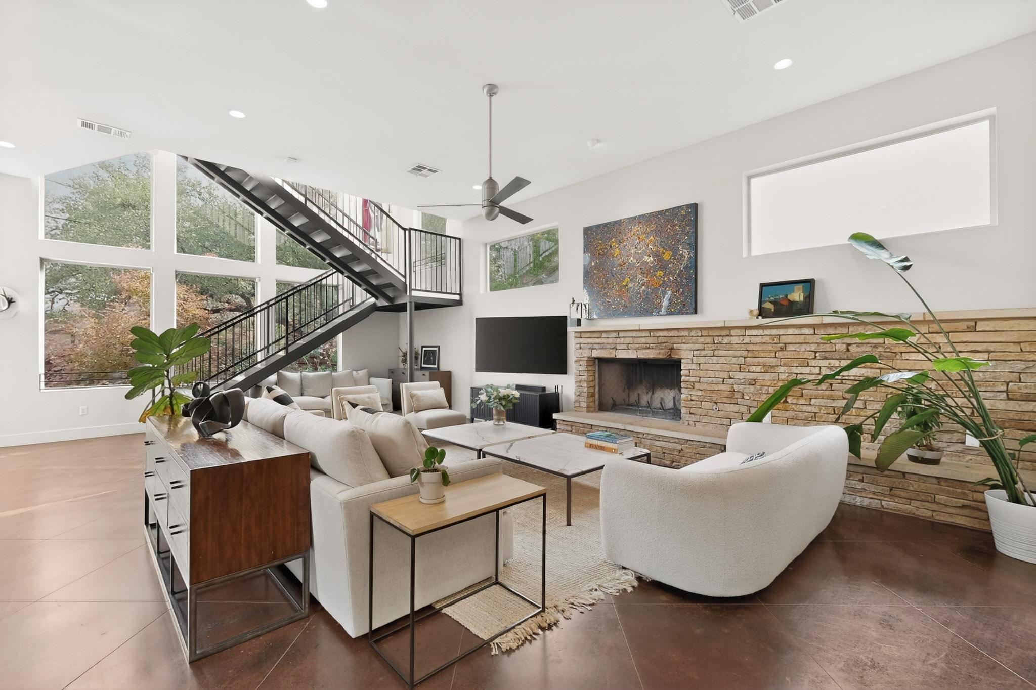 807-2 Gibson ST, Austin, TX 78704 photo 3
