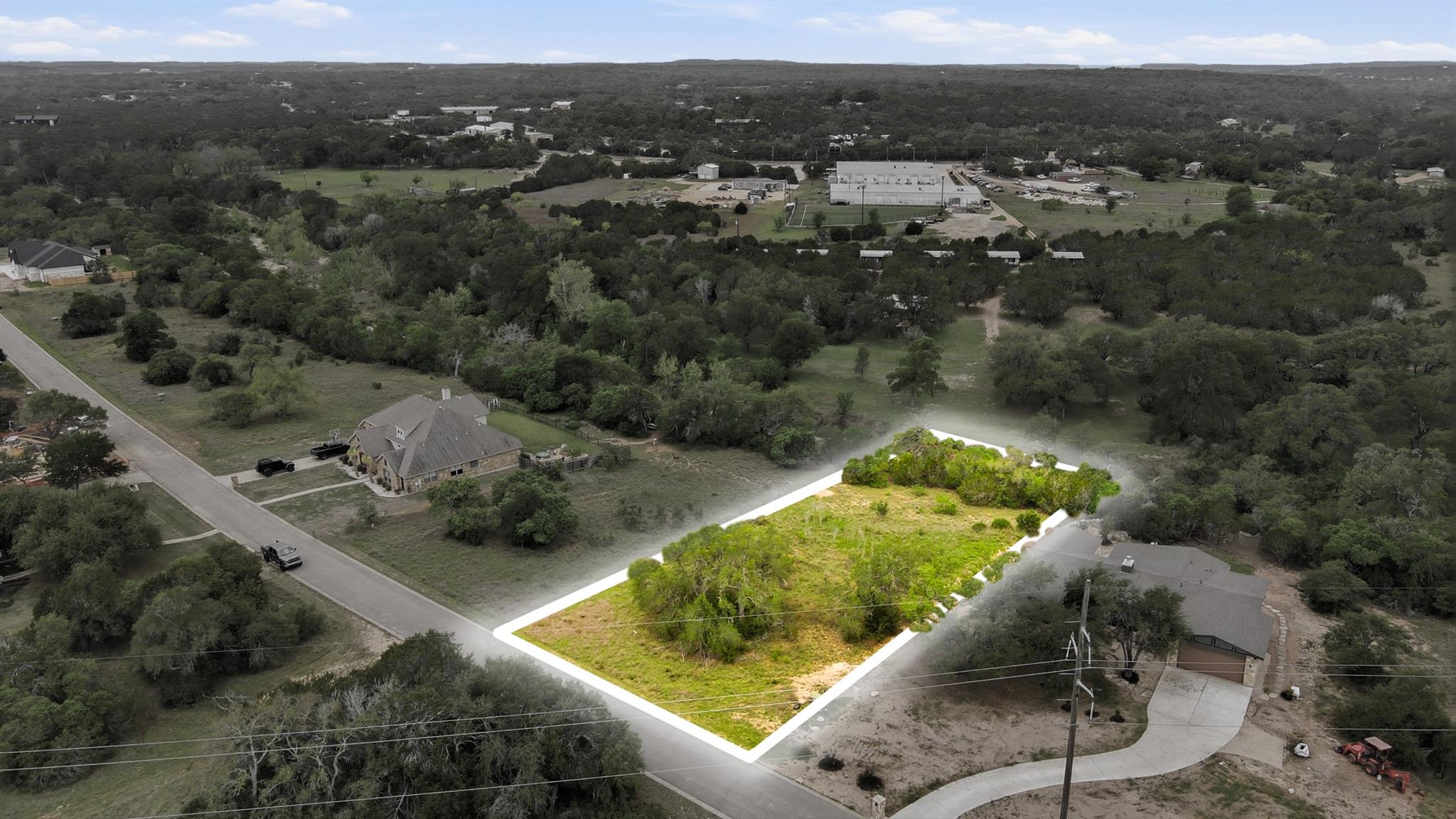 320 Onion Creek LN, Driftwood, TX 78619 photo 2