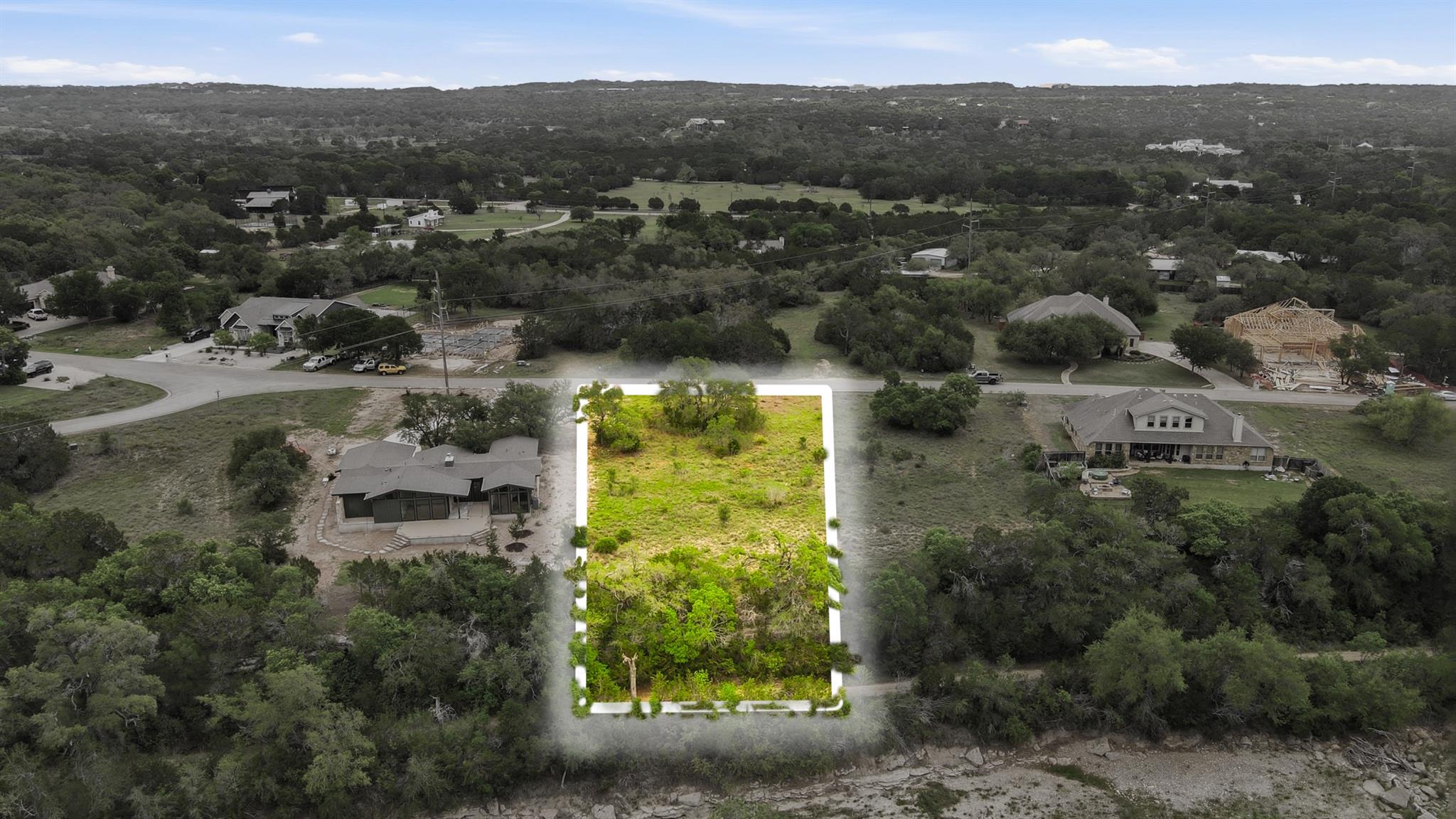 320 Onion Creek LN, Driftwood, TX 78619 photo 3