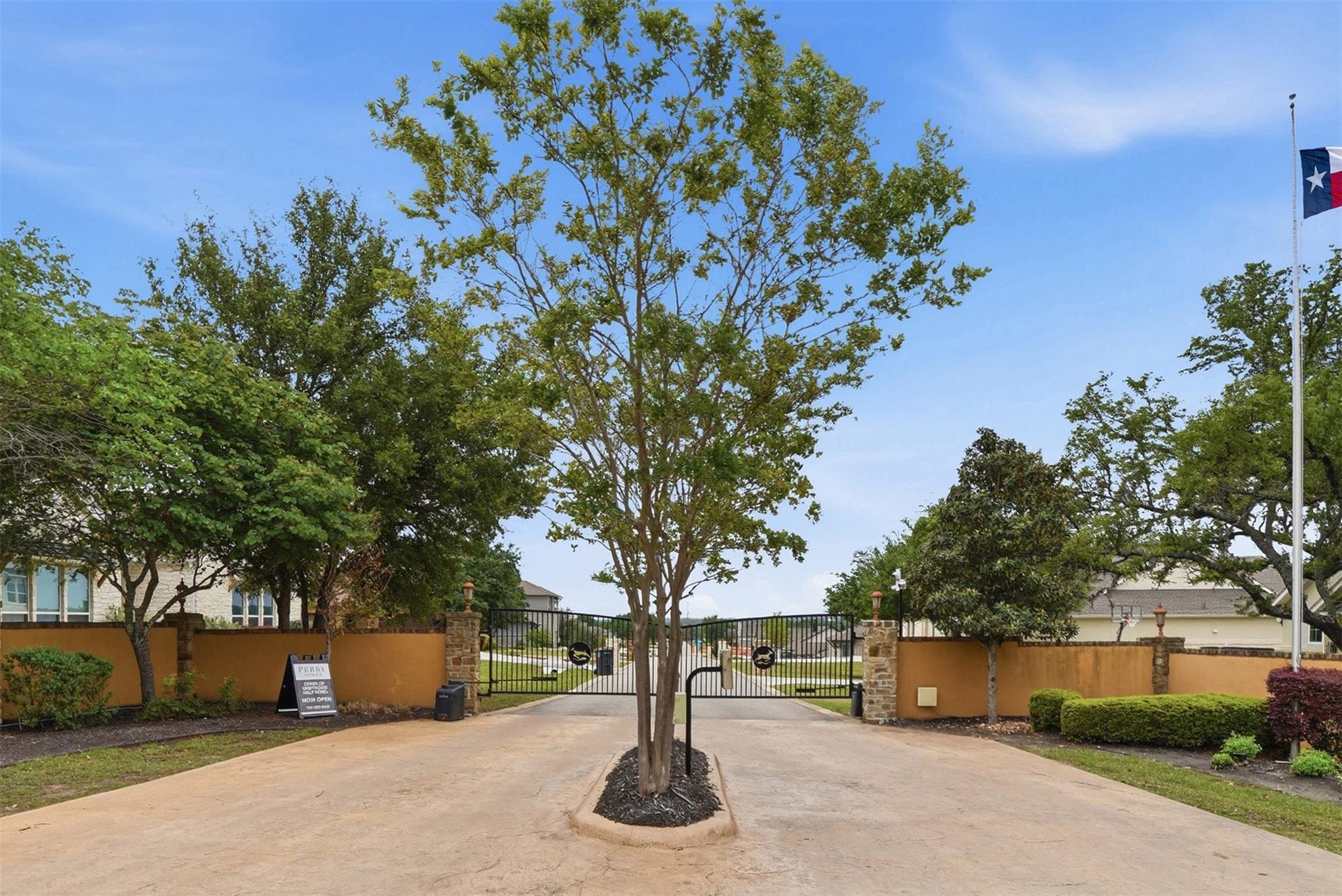 320 Onion Creek LN, Driftwood, TX 78619 photo 5