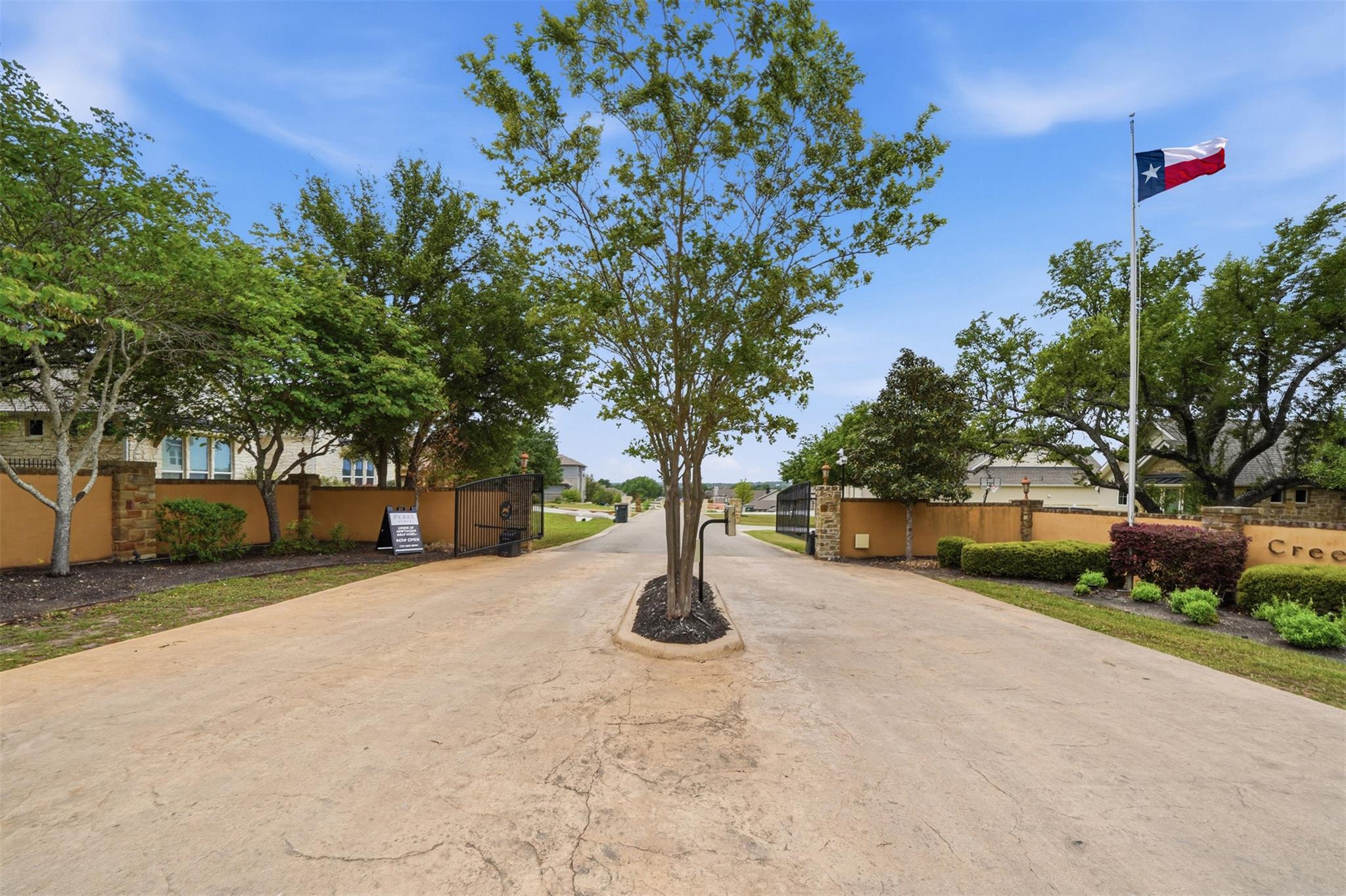 320 Onion Creek LN, Driftwood, TX 78619 photo 4