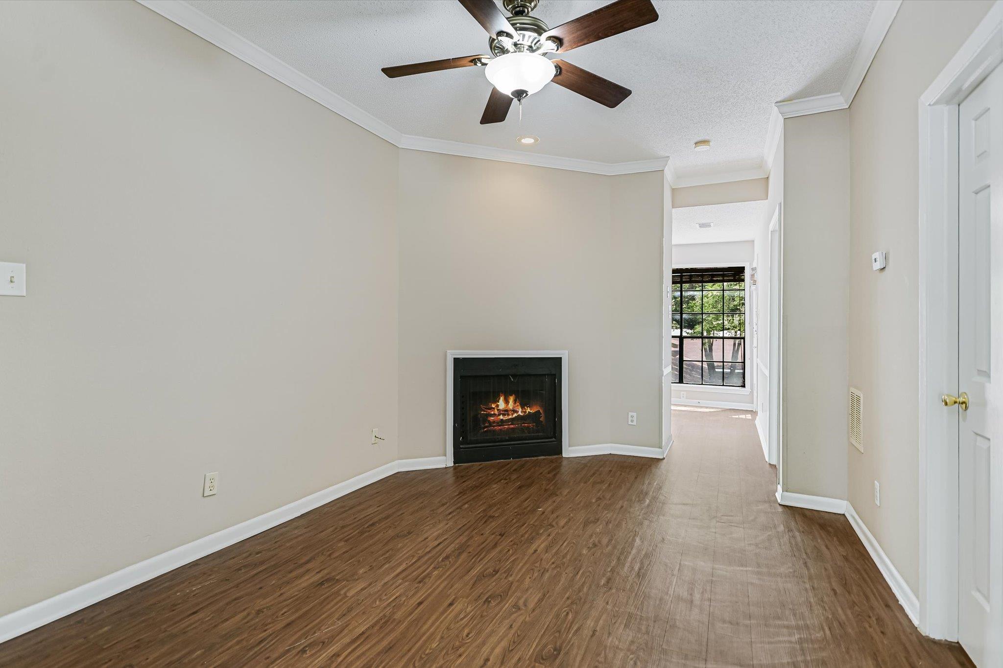 715 22nd 1/2 ST #204, Austin, TX 78705 photo 3