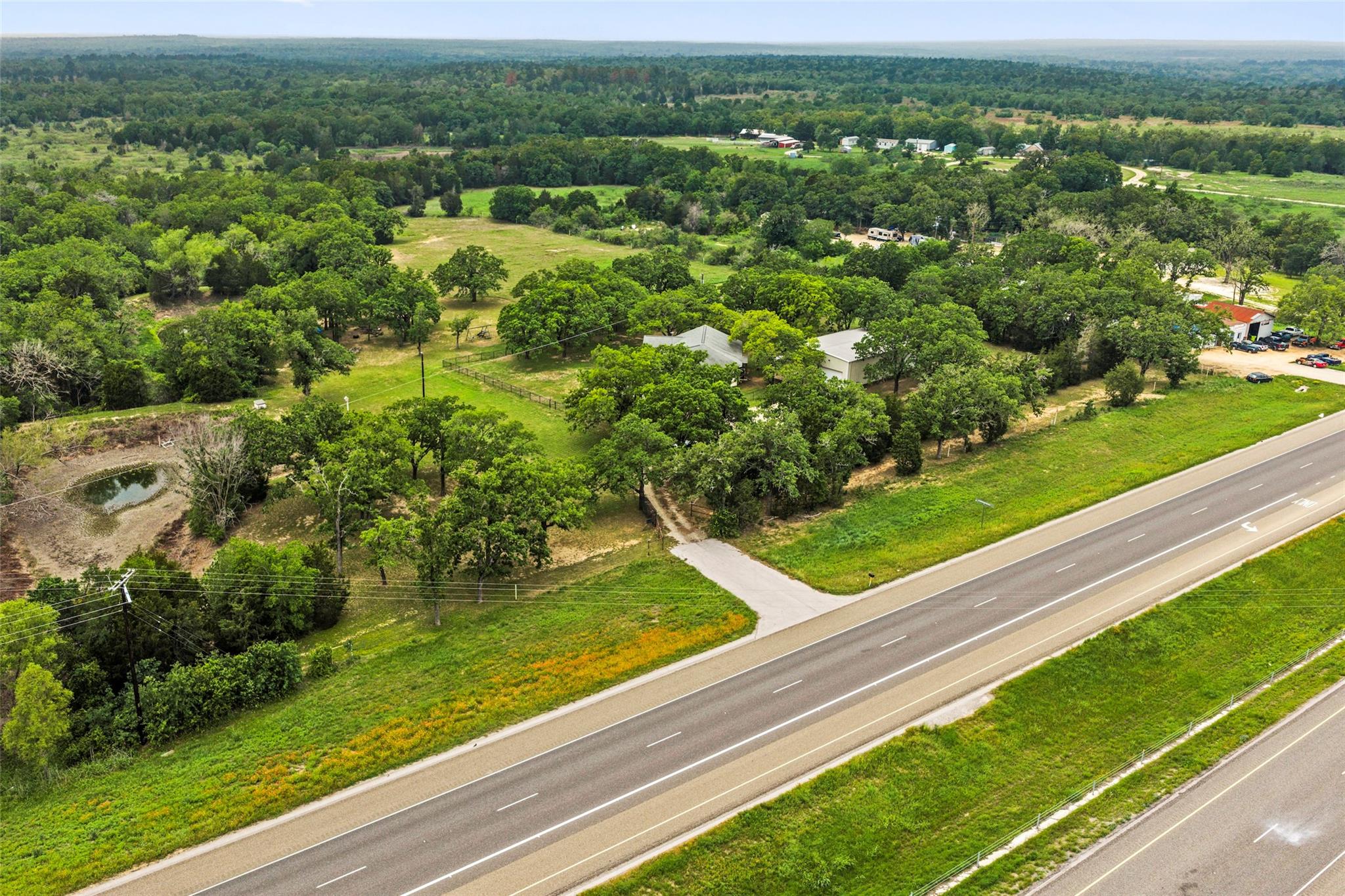 1389 Highway 290, Elgin, TX 78621 photo 2
