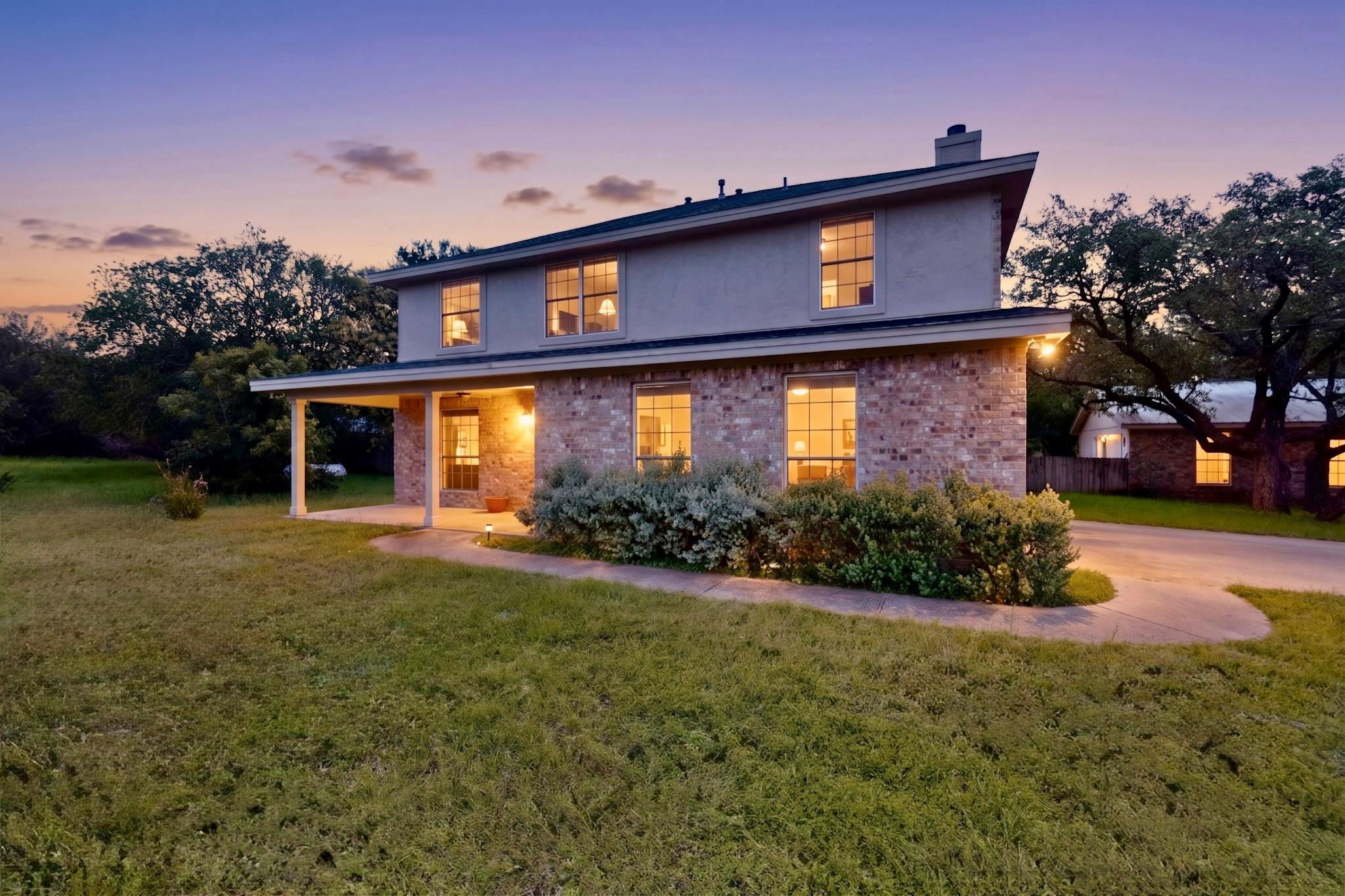 311 Oak Forest CV, Buda, TX 78610 photo 2