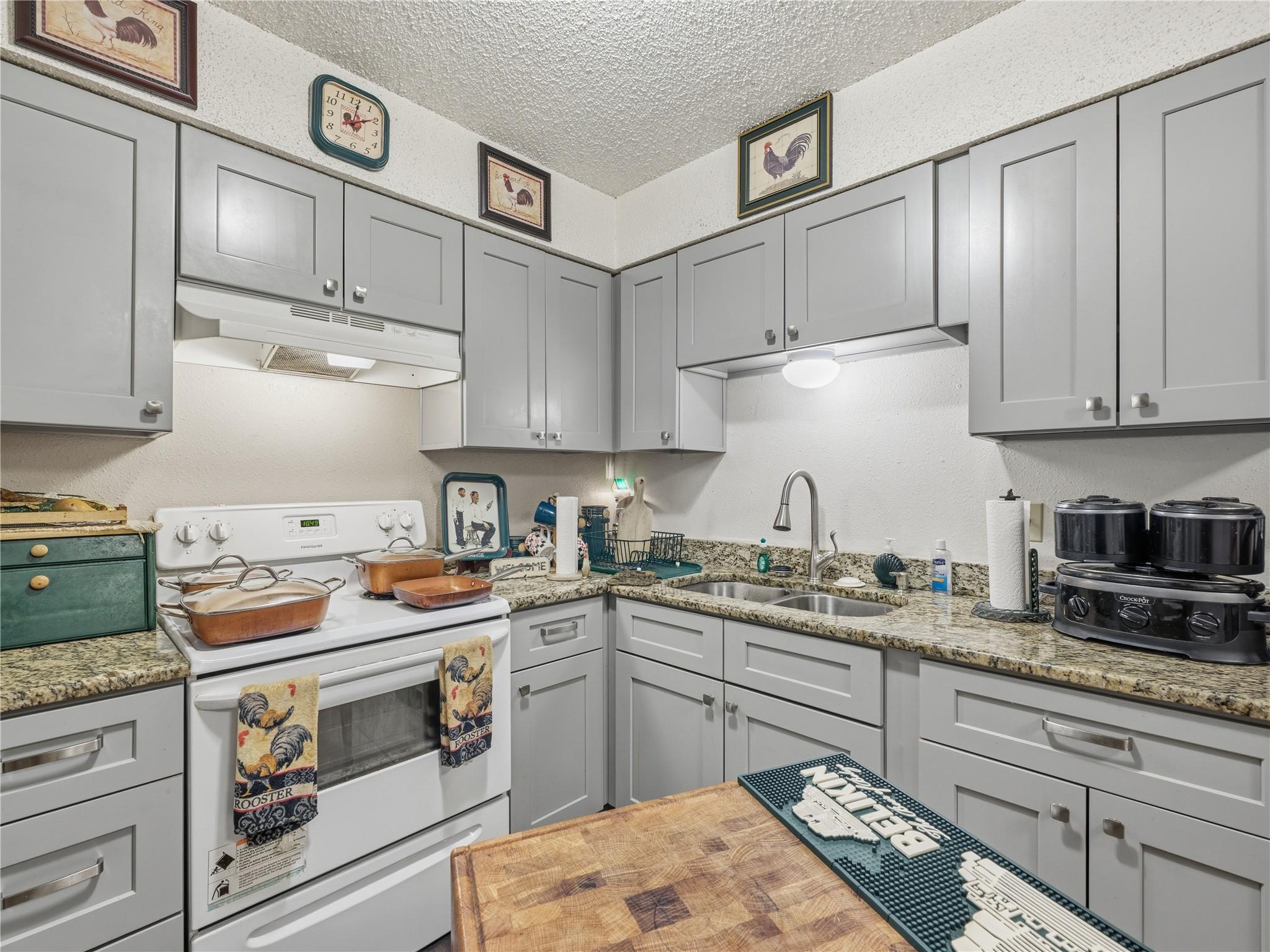 1301 McKie CV, Austin, TX 78752 photo 4