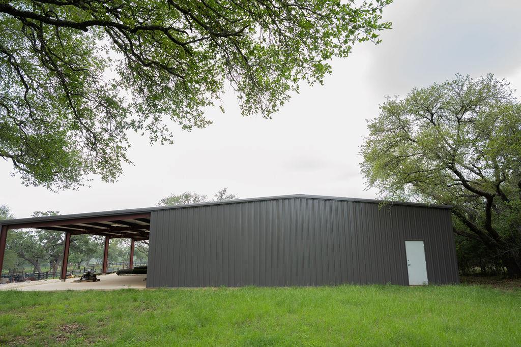 426 Mill RUN, New Braunfels, TX 78132 photo 5