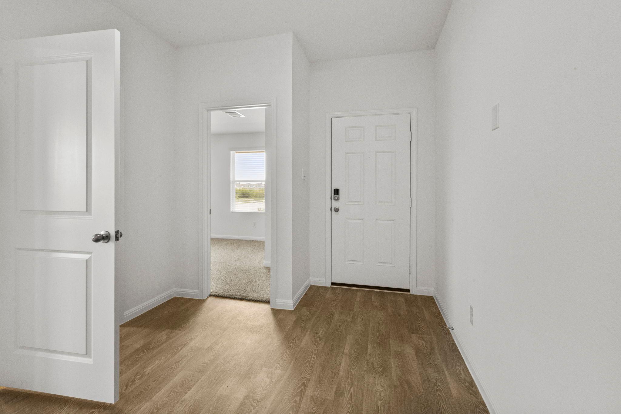 104 Wagner WAY, San Marcos, TX 78666 photo 3