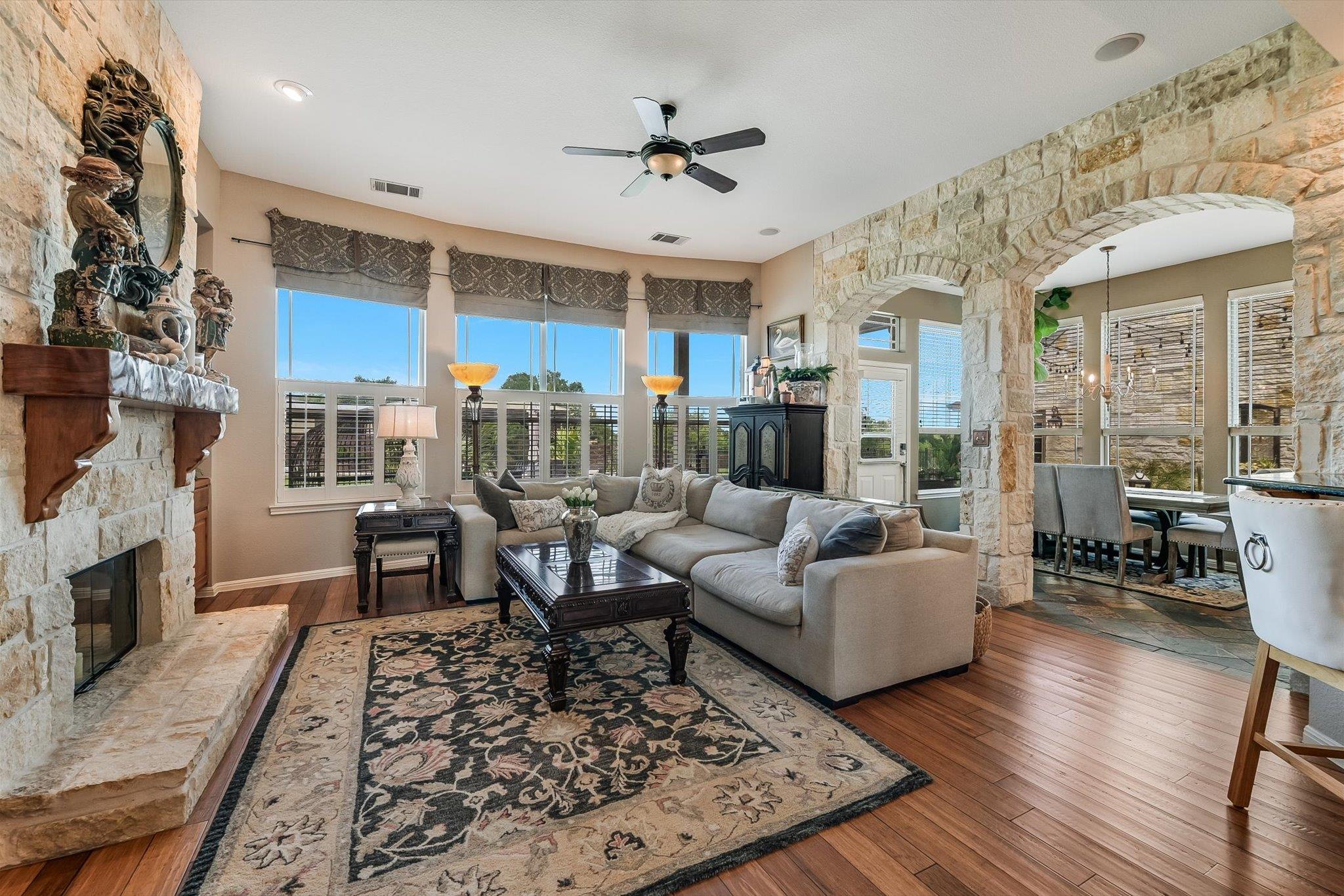 108 High Plains TRL, Spicewood, TX 78669 photo 2