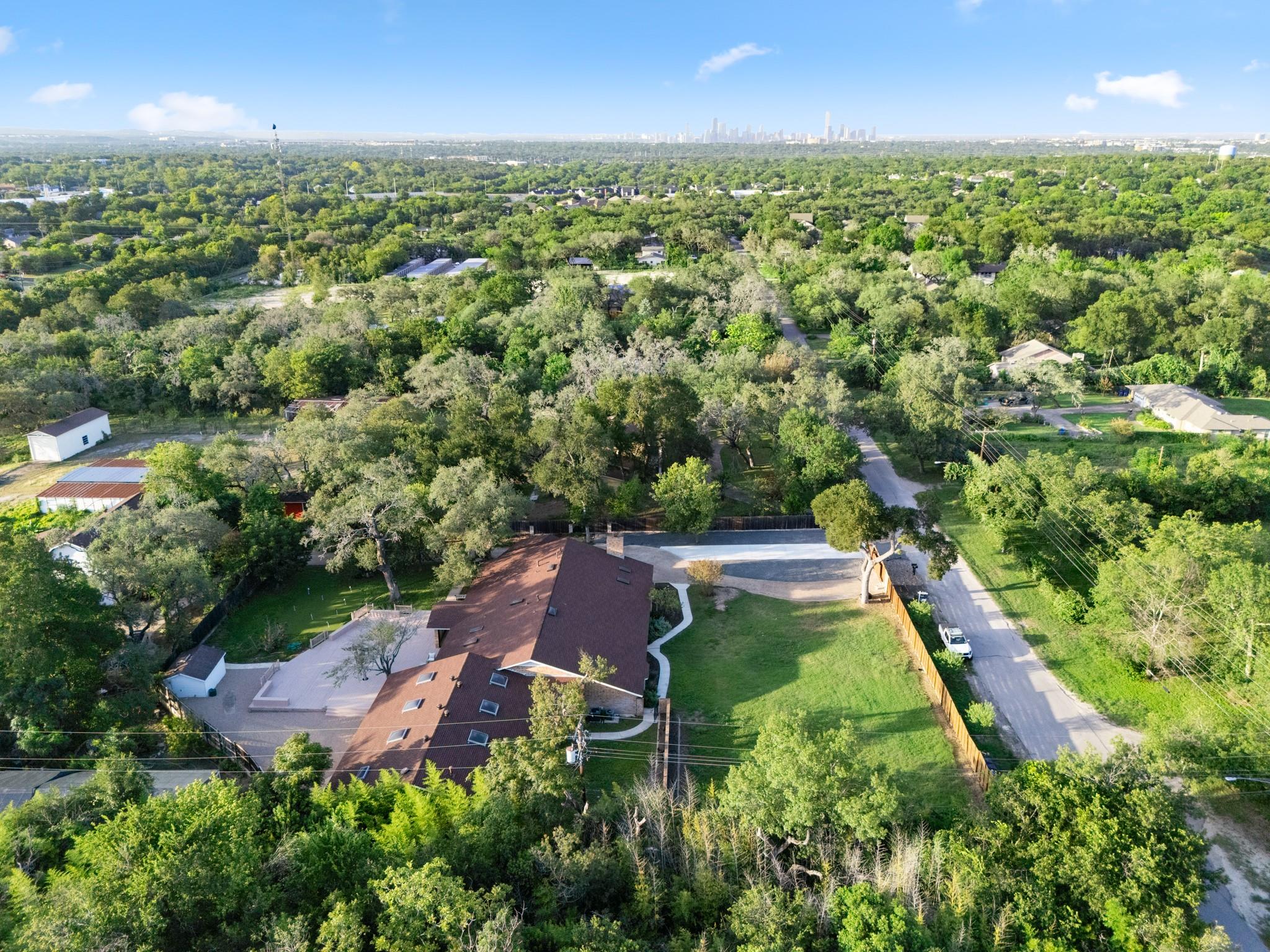 7412 Albert RD, Austin, TX 78745 photo 5
