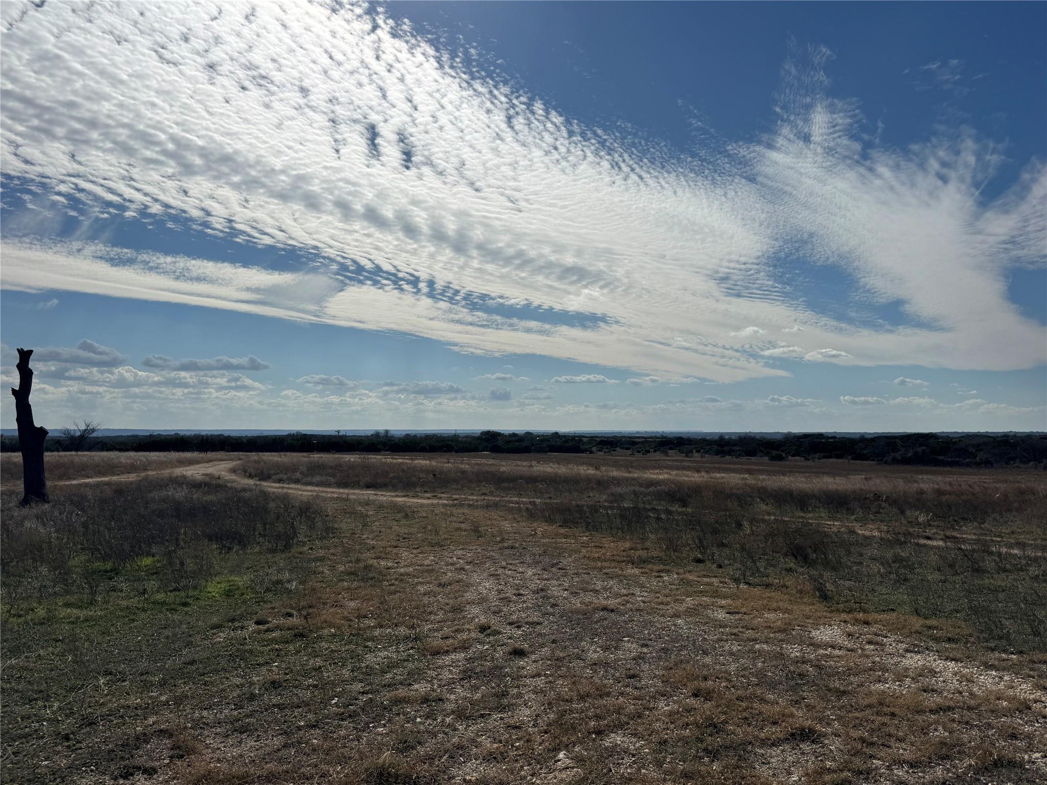 1806 County Road 2425, Iredell, TX 76649 photo 4