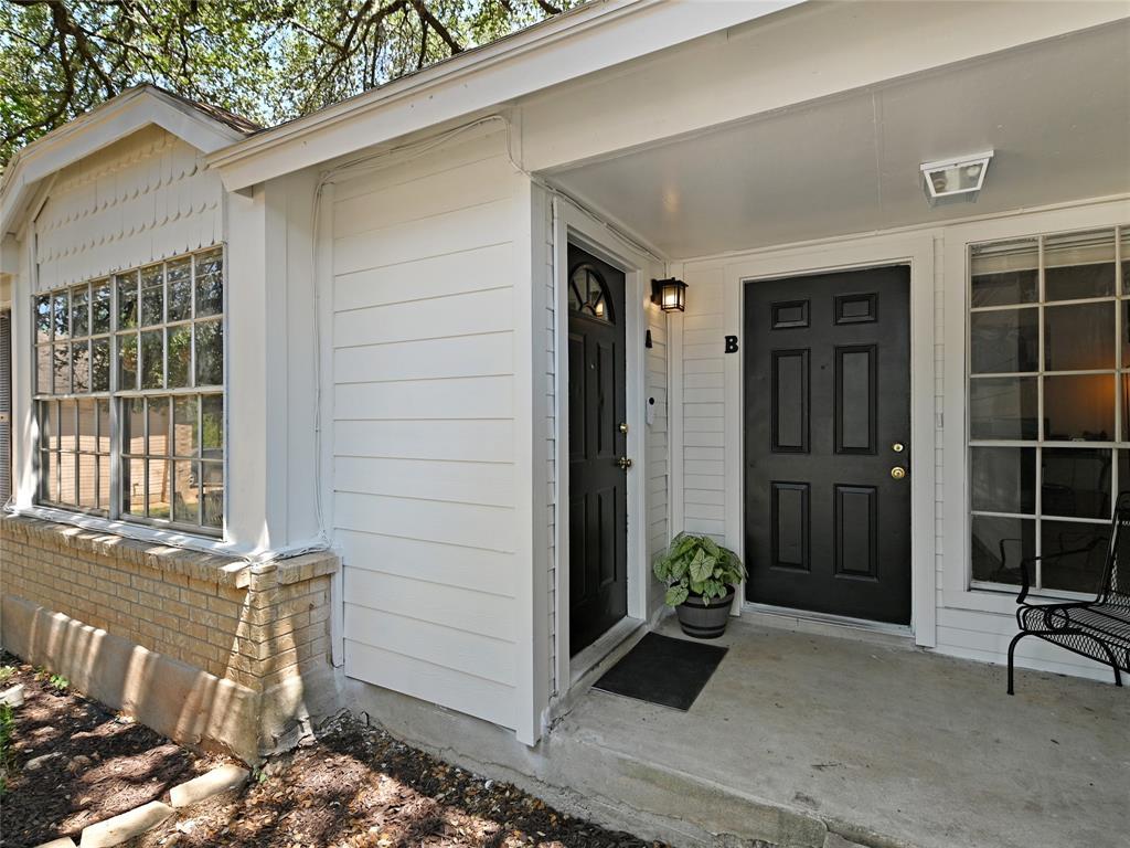 12002 Arrowwood DR, Austin, TX 78727 photo 3