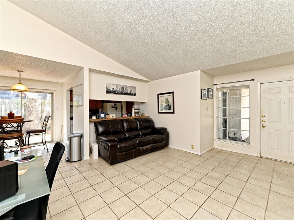 12002 Arrowwood DR, Austin, TX 78727 photo 4