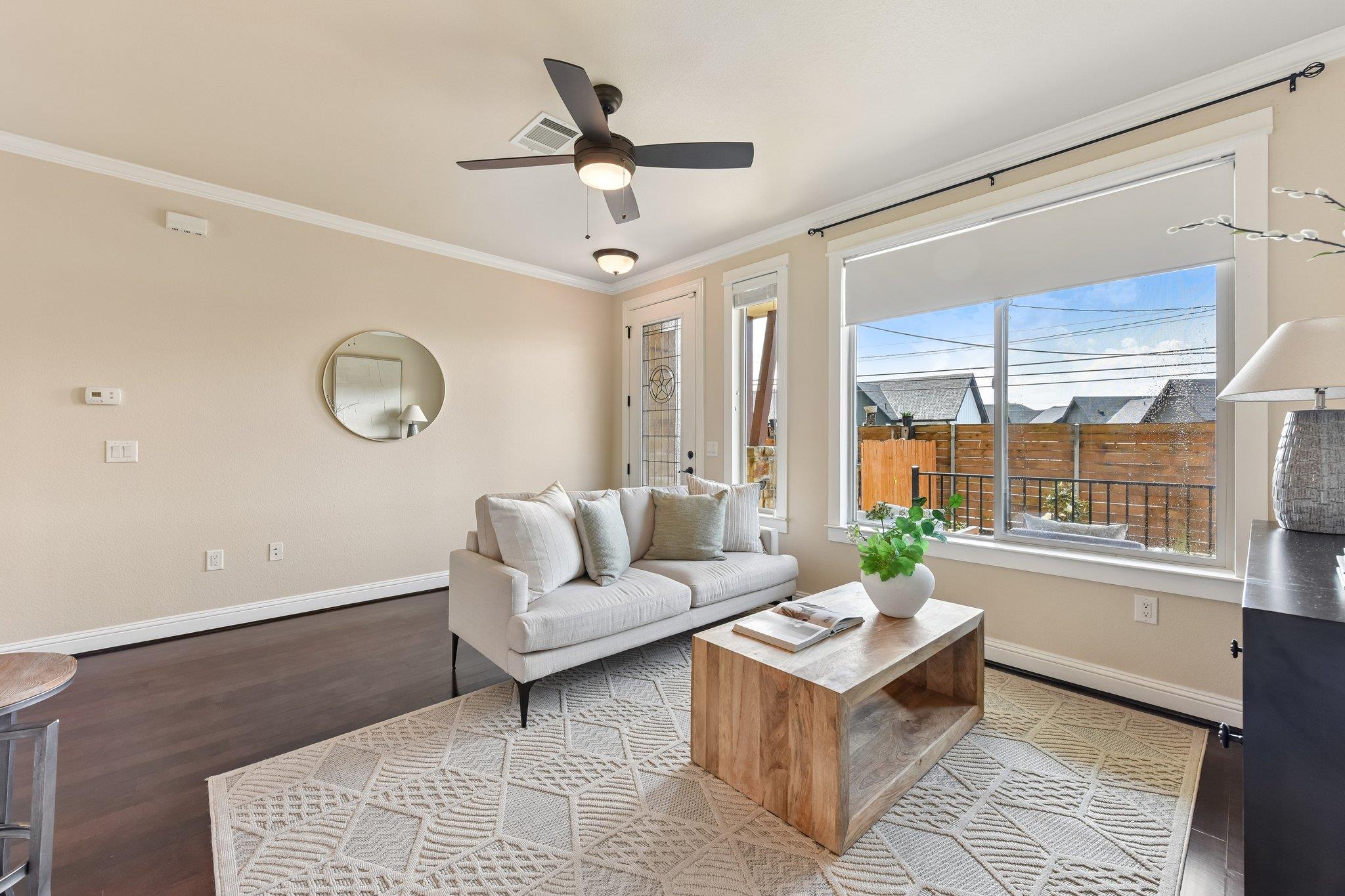 1185 Springdale RD, Austin, TX 78721 photo 4