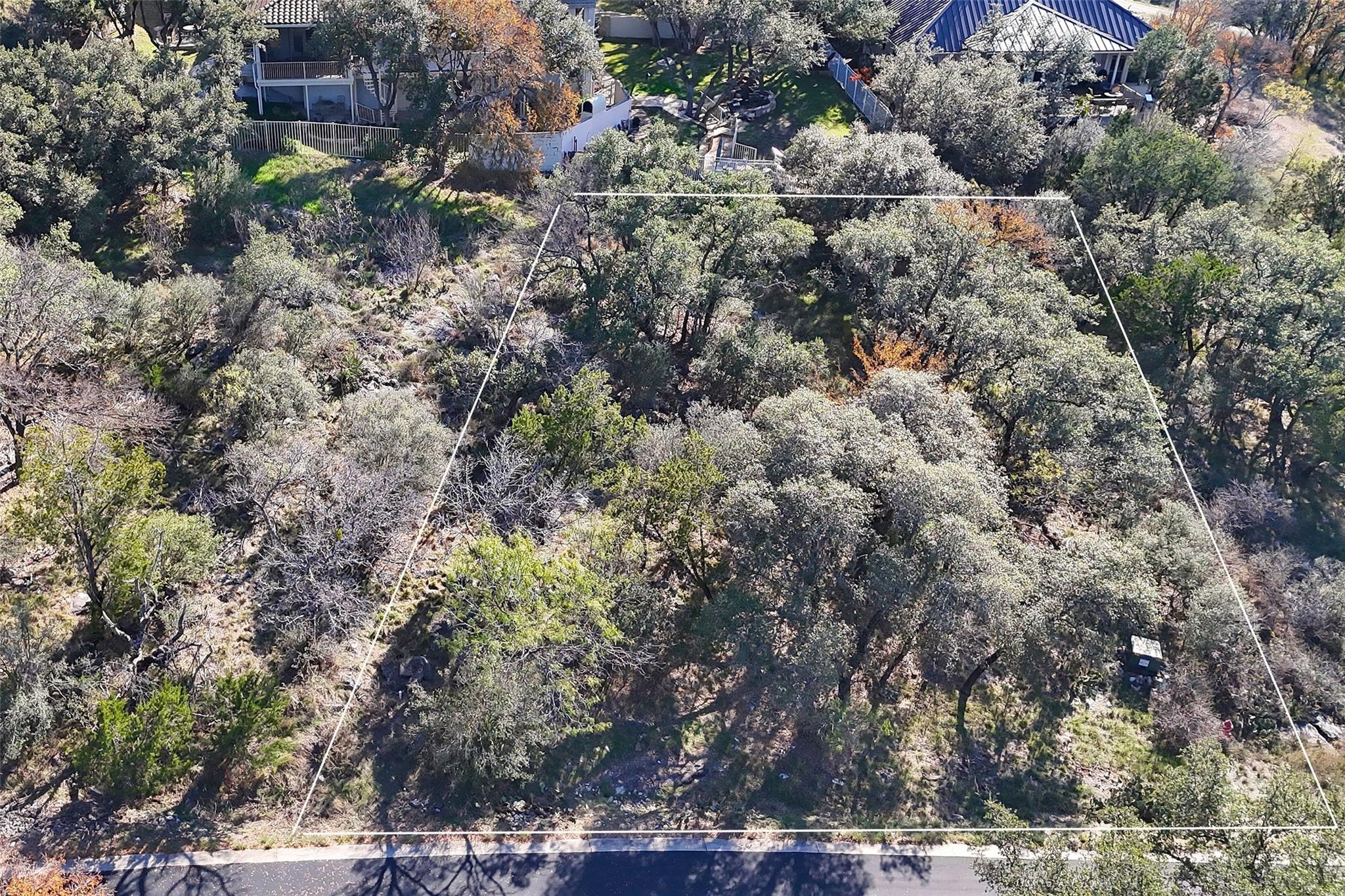 505 Saddle Horn, Horseshoe Bay, TX 78657 photo 3