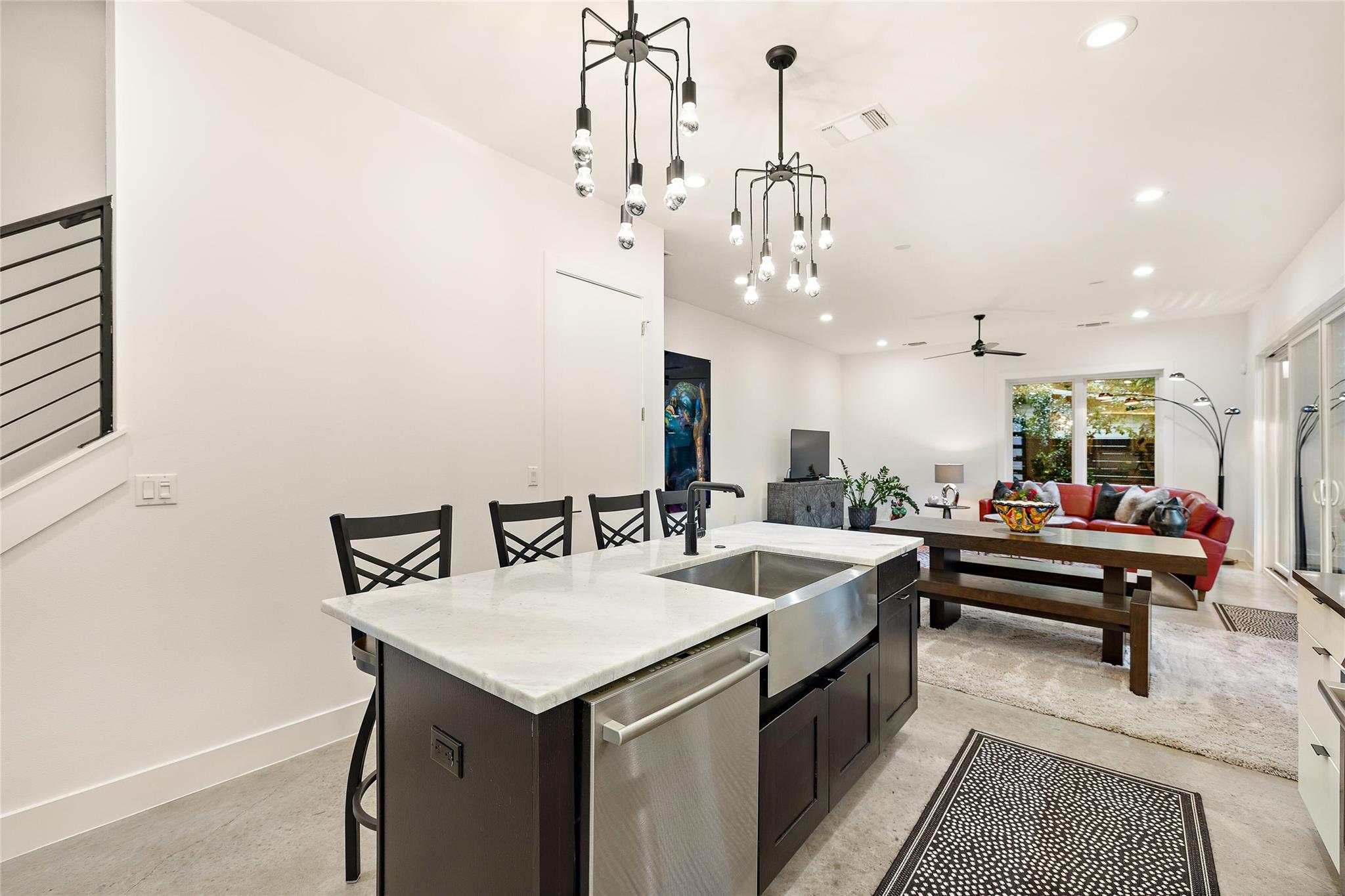 1310 Choquette DR #B, Austin, TX 78757 photo 4