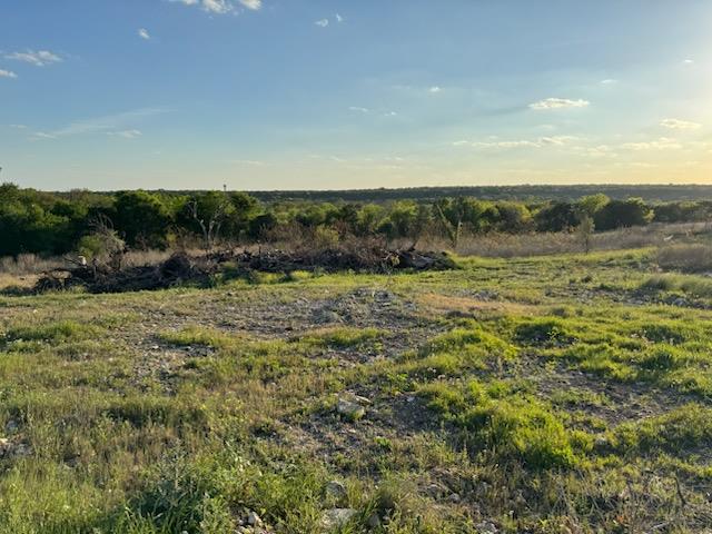 152 Bremond RD, Belton, TX 78615 photo 2