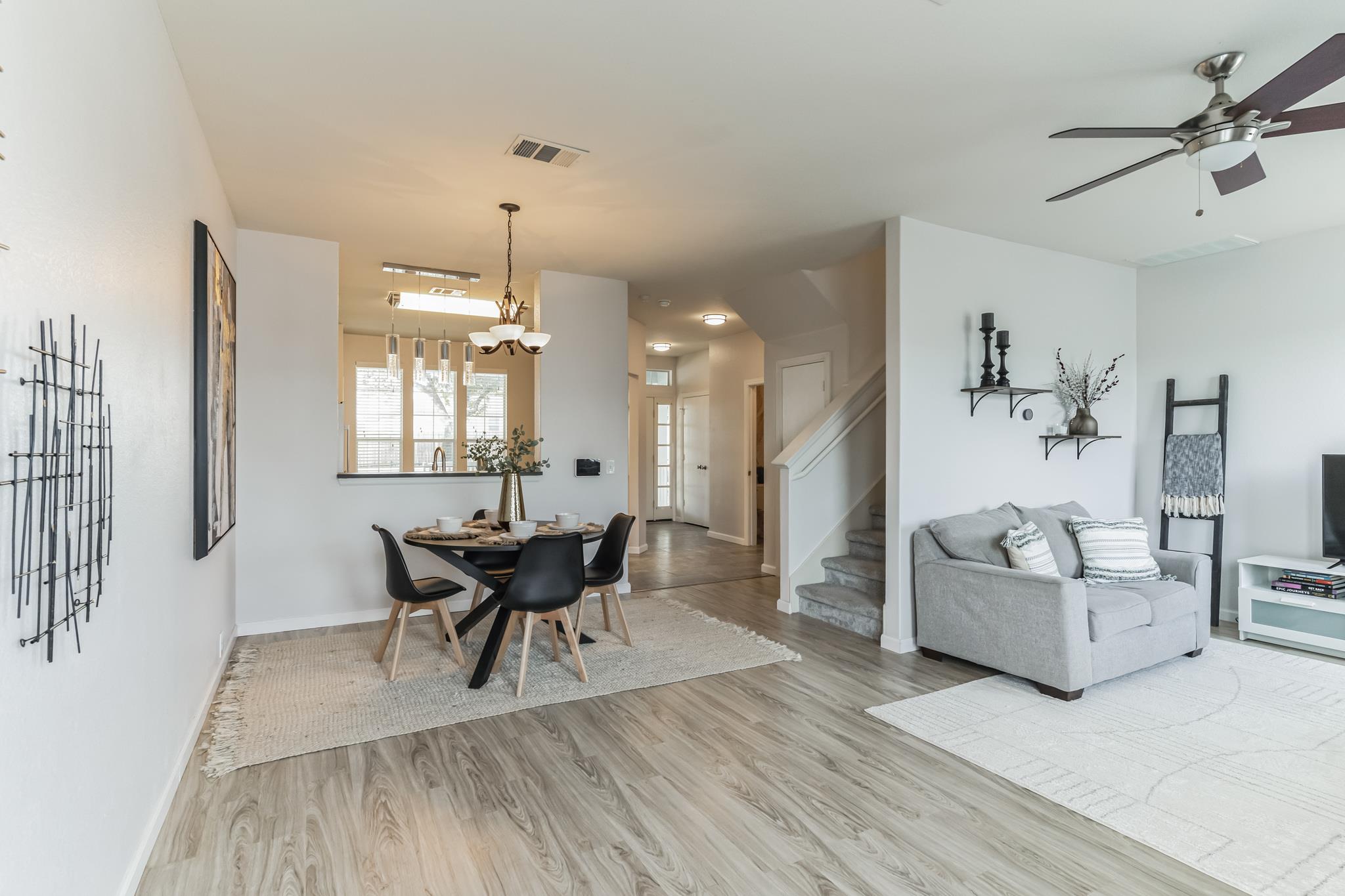 18712 Imperial Eagle LN, Elgin, TX 78621 photo 5