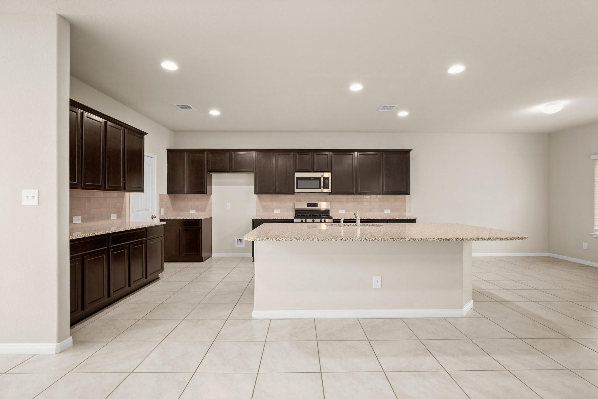 1120 La Conterra BLVD, Georgetown, TX 78626 photo 5