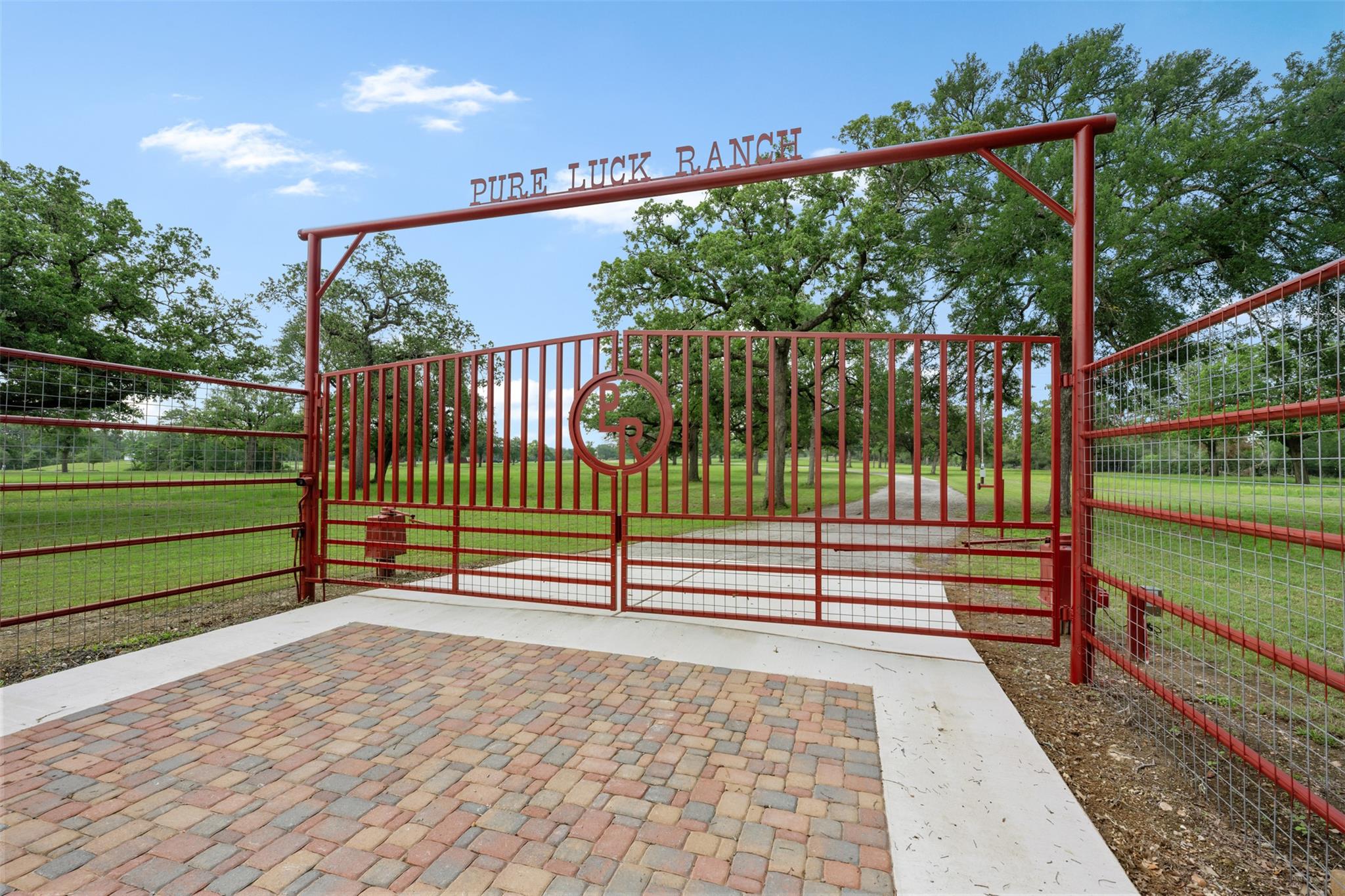 1304 State Highway 71, West Point, TX 78963 photo 5