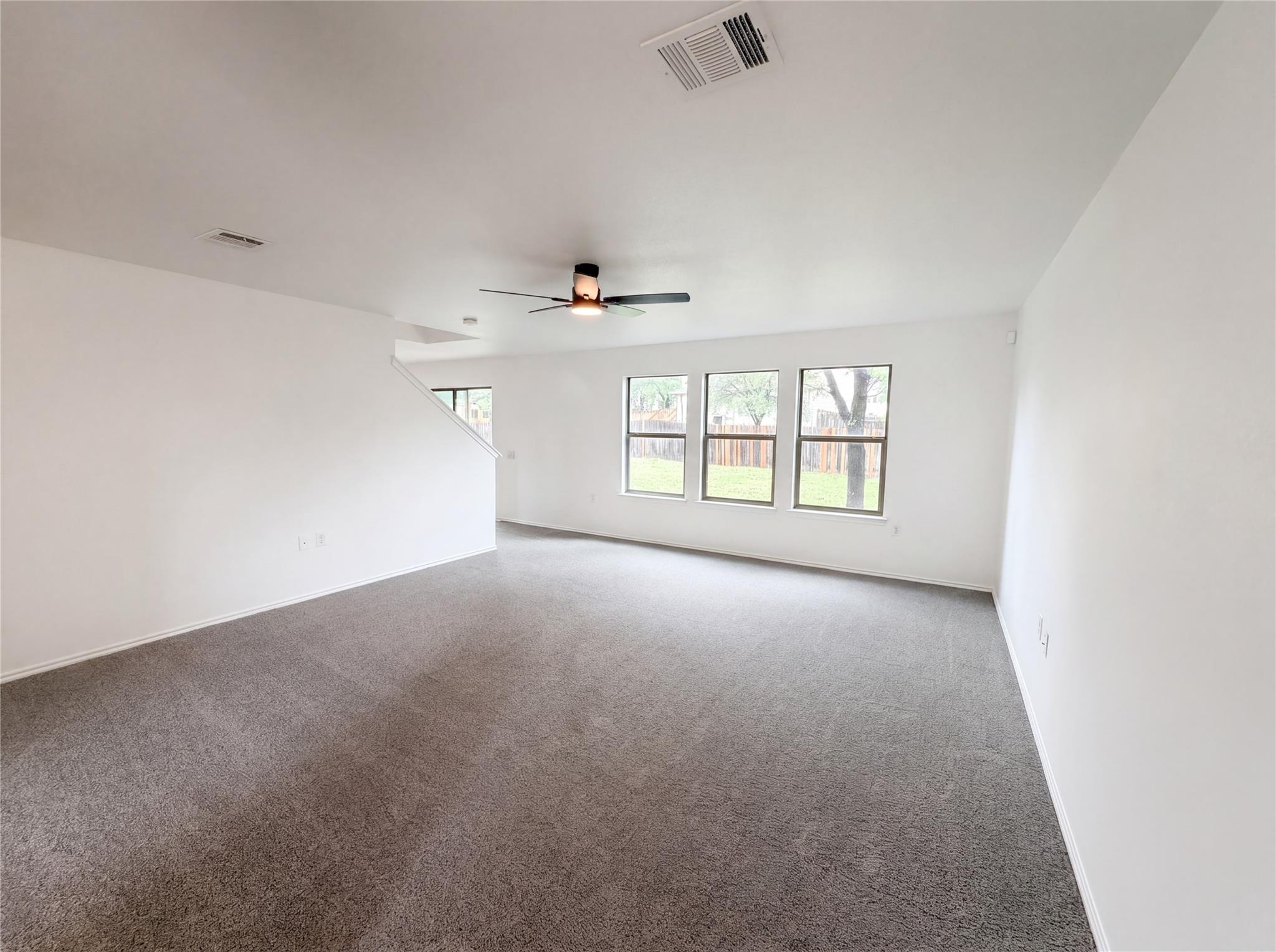 5406 Hearsey DR, Austin, TX 78744 photo 3