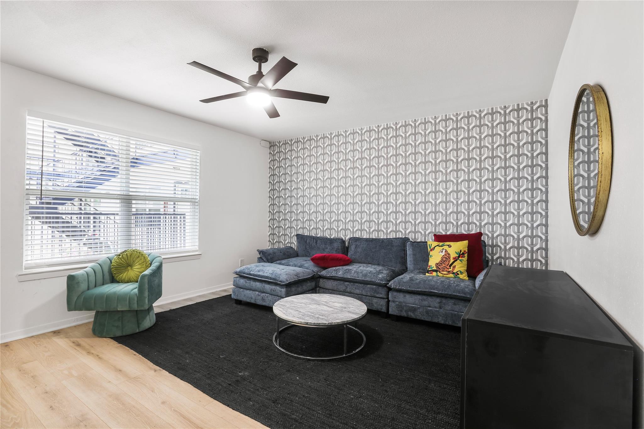 923 41st ST #102, Austin, TX 78751 photo 4