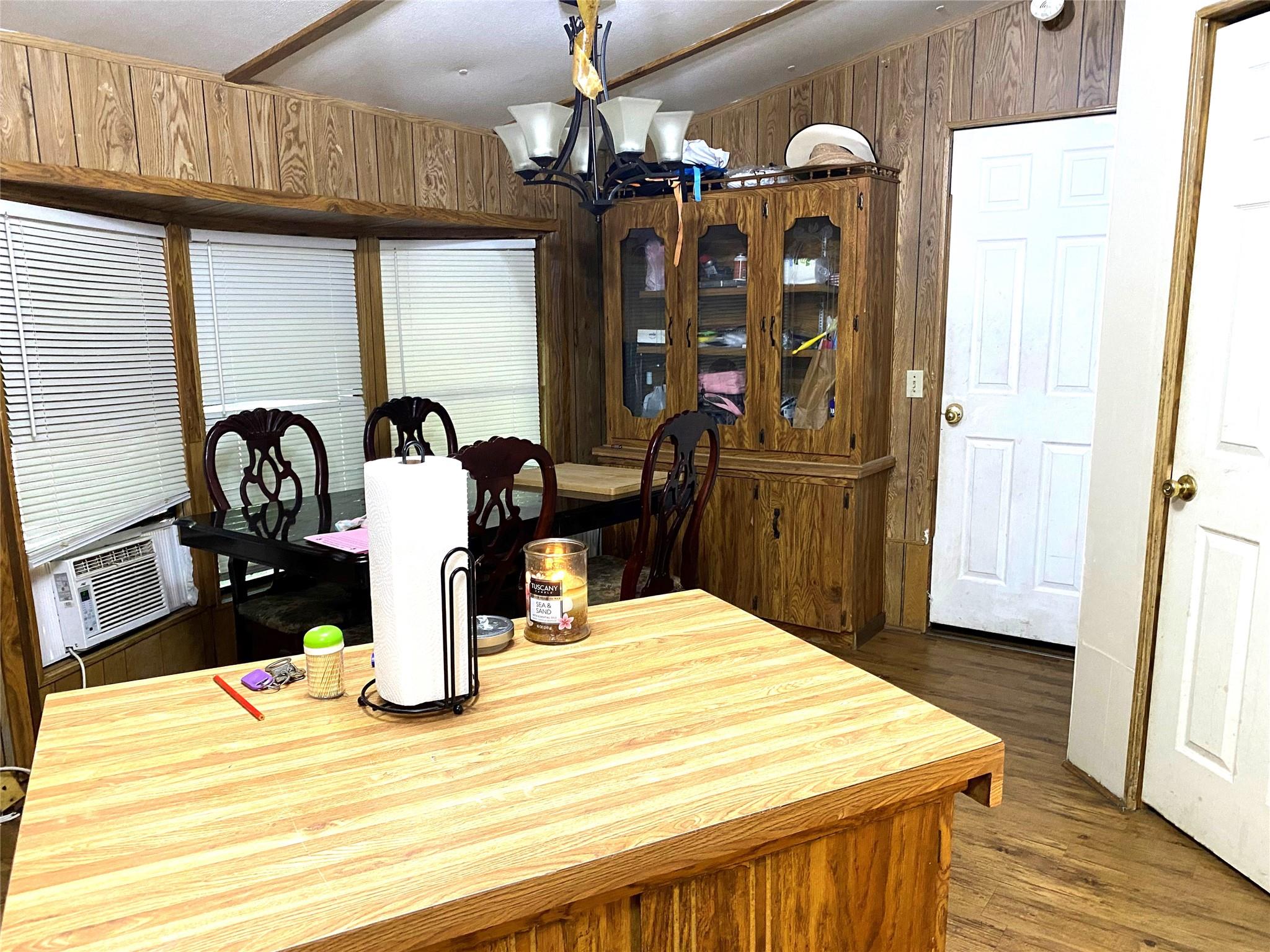 410 North ST, Kyle, TX 78640 photo 3