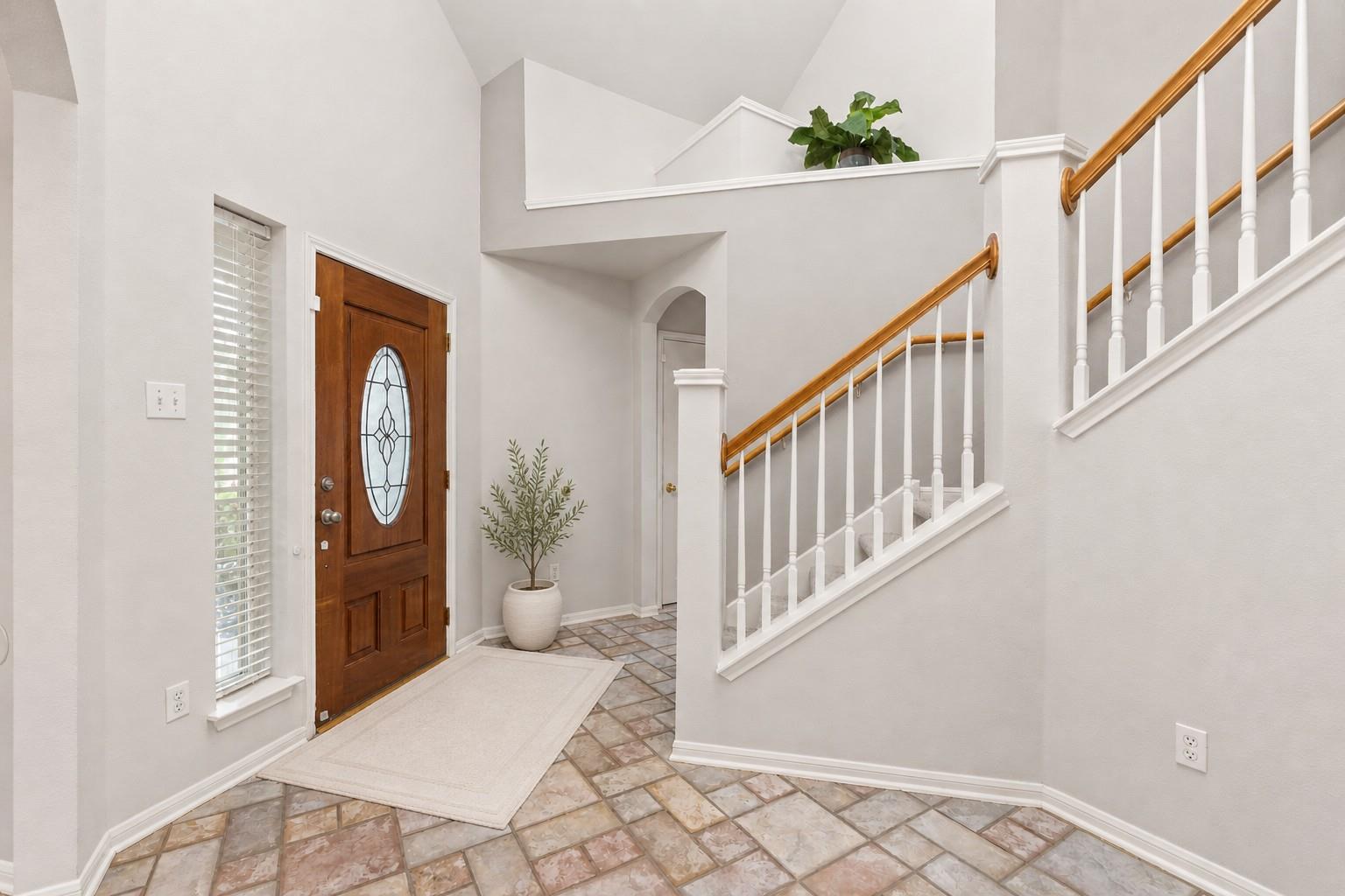 6 MUIRFIELD GREENS CV, Lakeway, TX 78738 photo 3