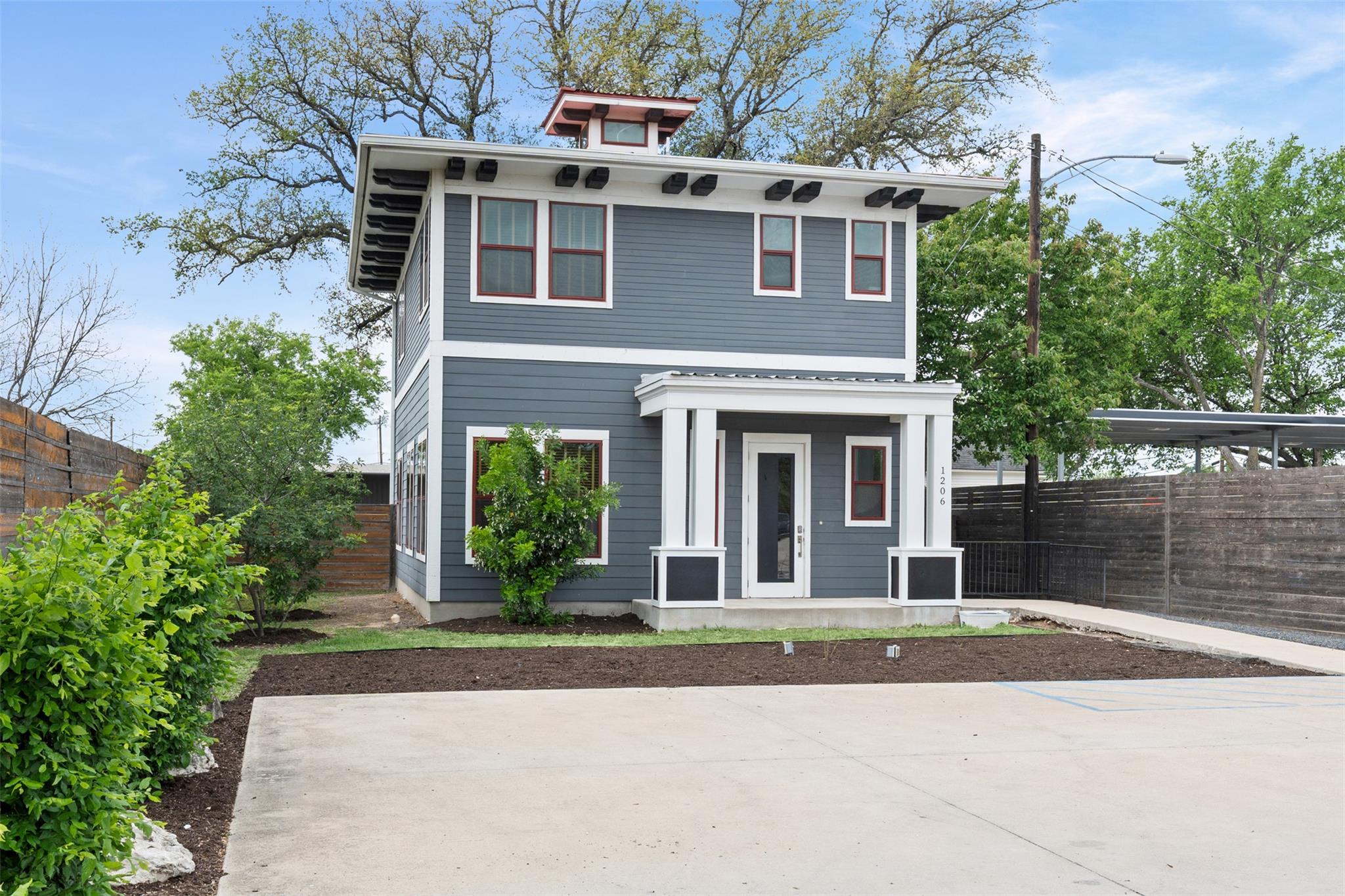 1206 Hart ST, Georgetown, TX 78626 photo 2