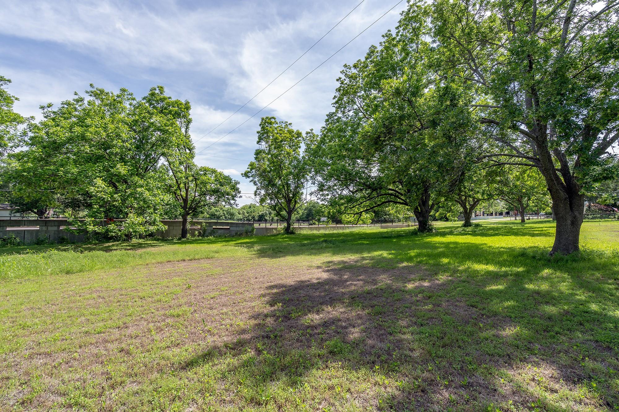 700 Main ST, Liberty Hill, TX 78642 photo 5